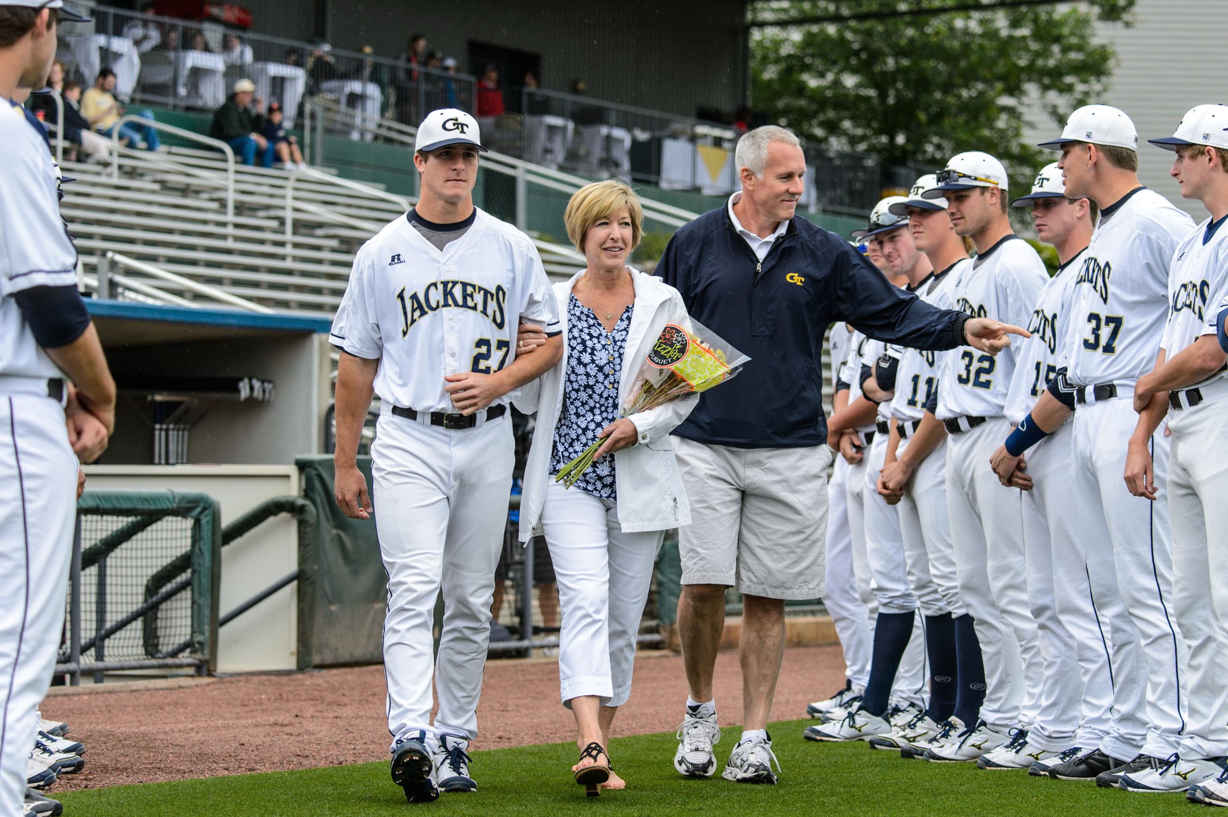 Jonathan Roberts (27) and family