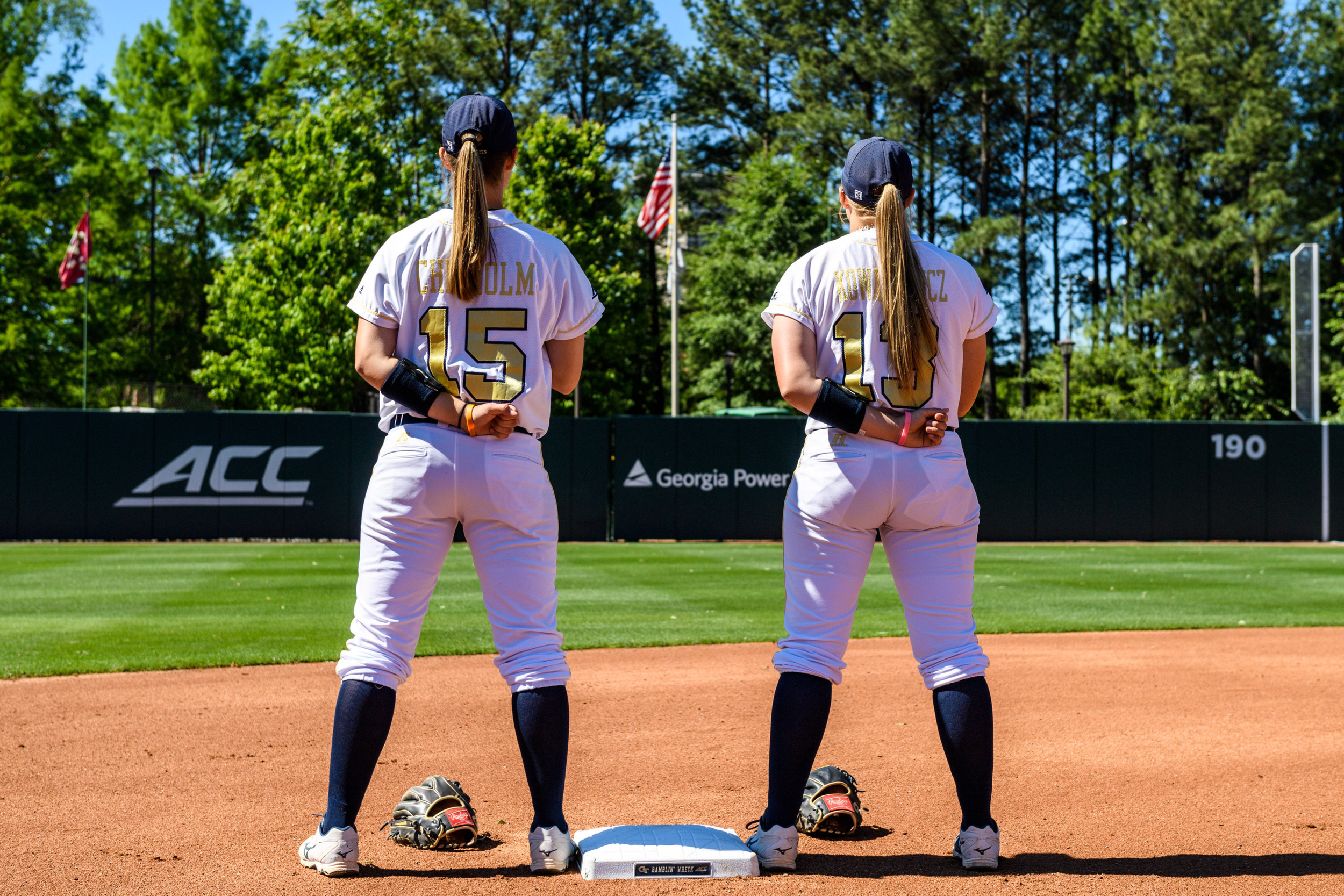 Kelsey Chisholm (15), Jessica Kowalewicz (13)