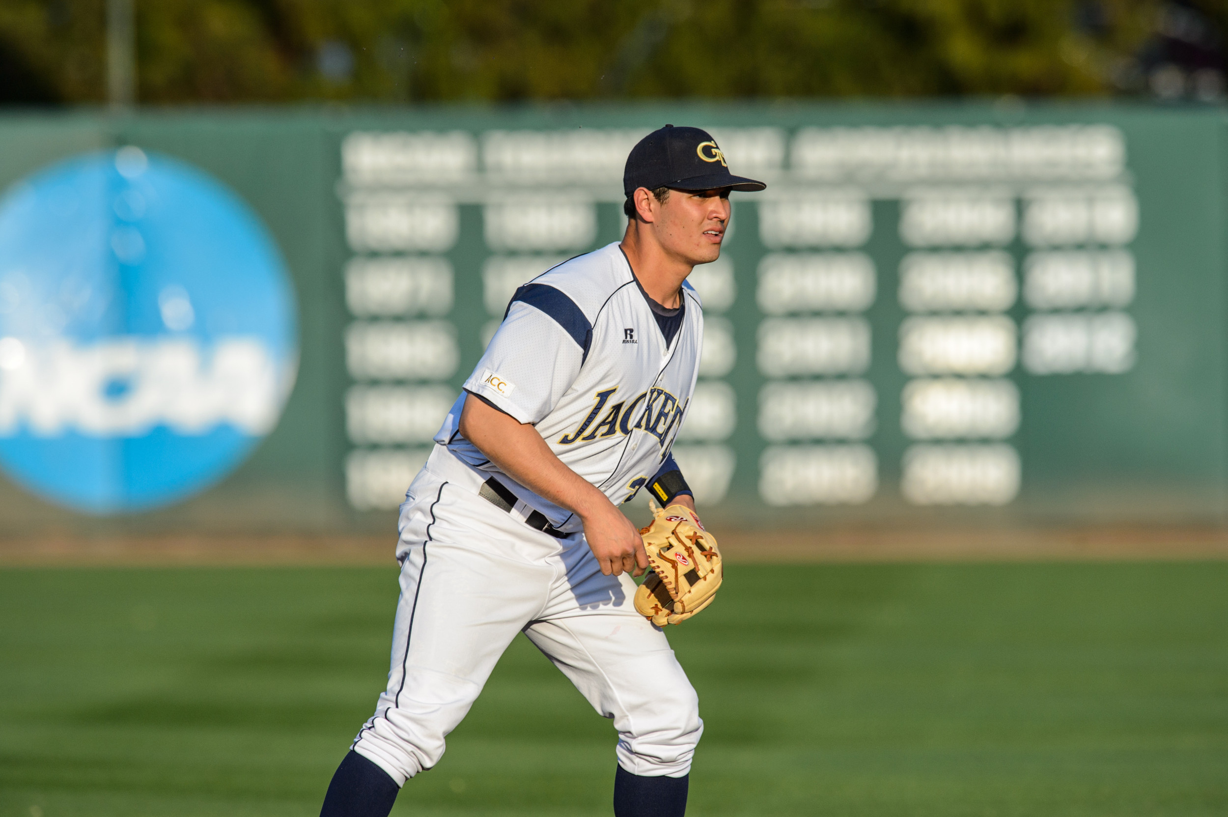 Mott Hyde (3)