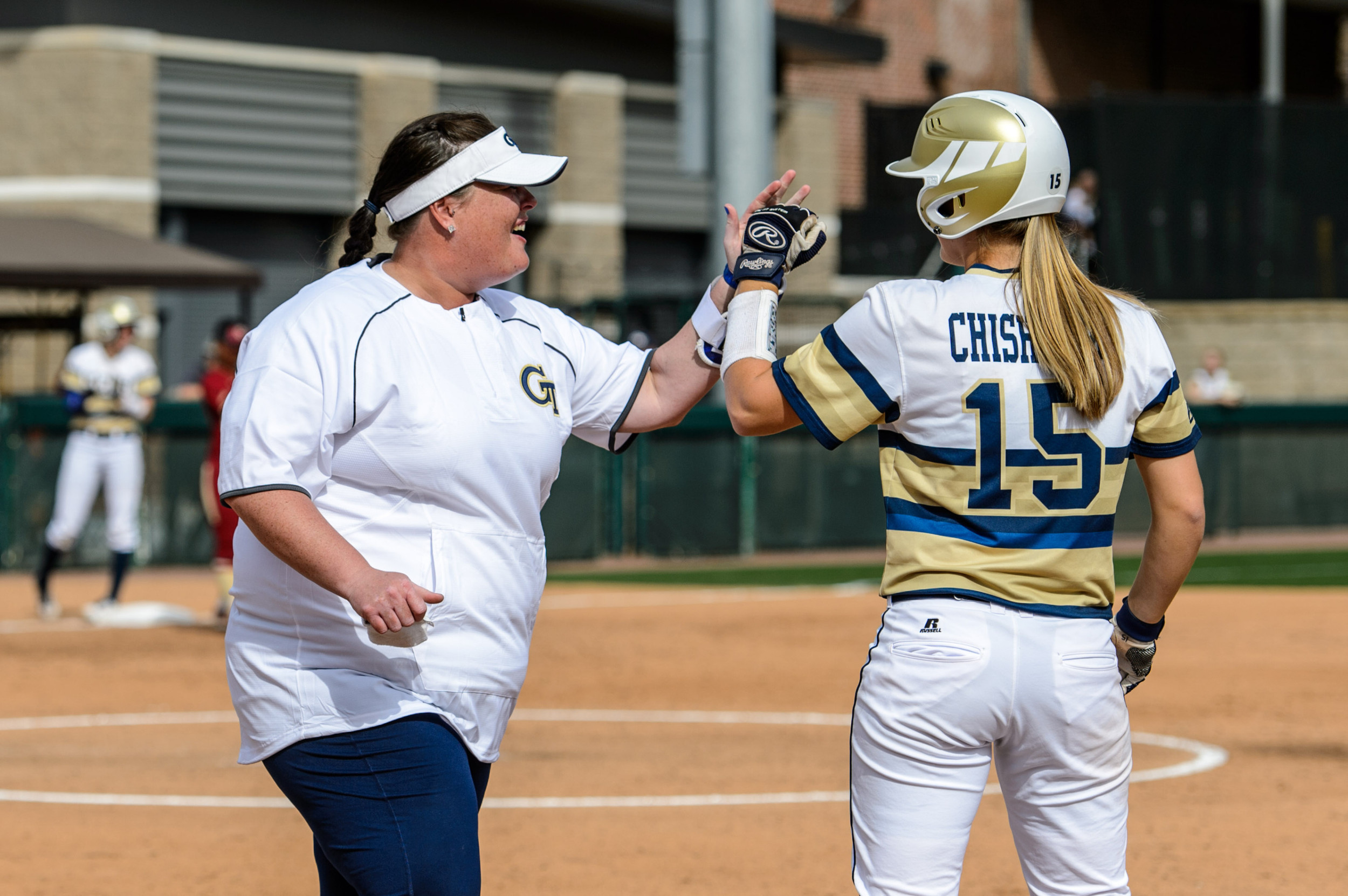 Kelsey Chisholm (15), Assistant Coach Erin Wright