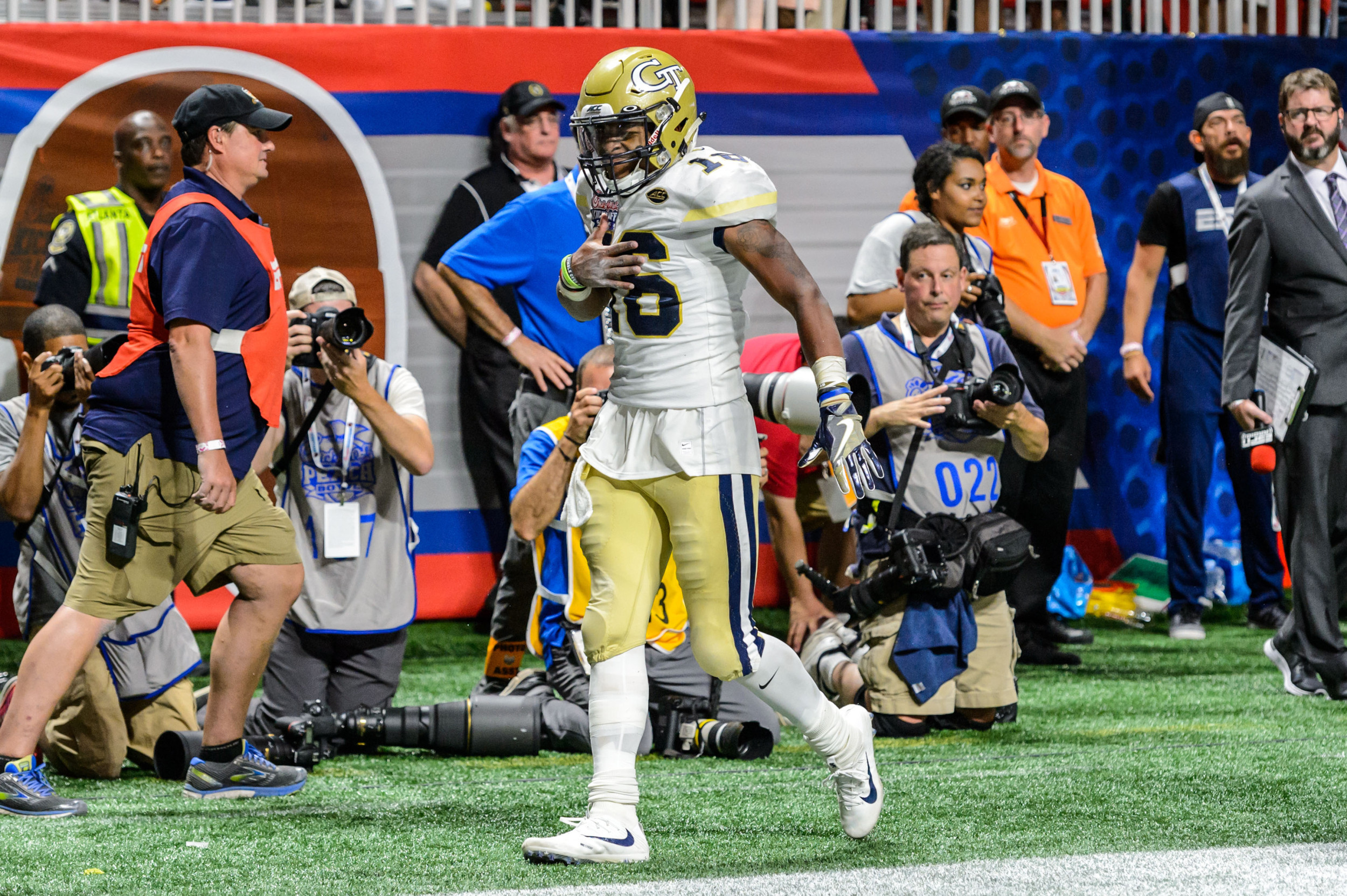 TaQuon Marshall (16)