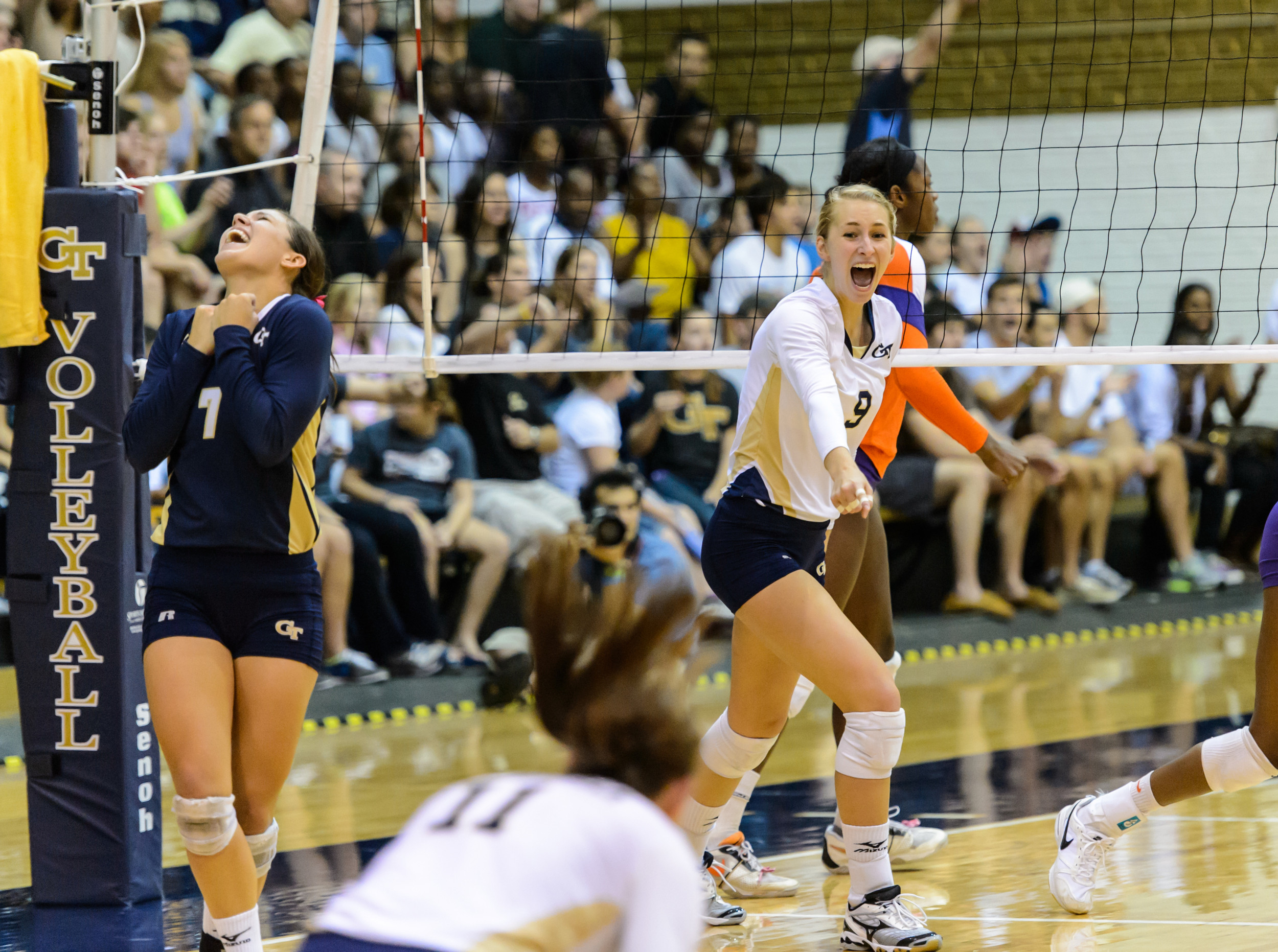 Courtney Felinski (9), Nicki Meyer (7)