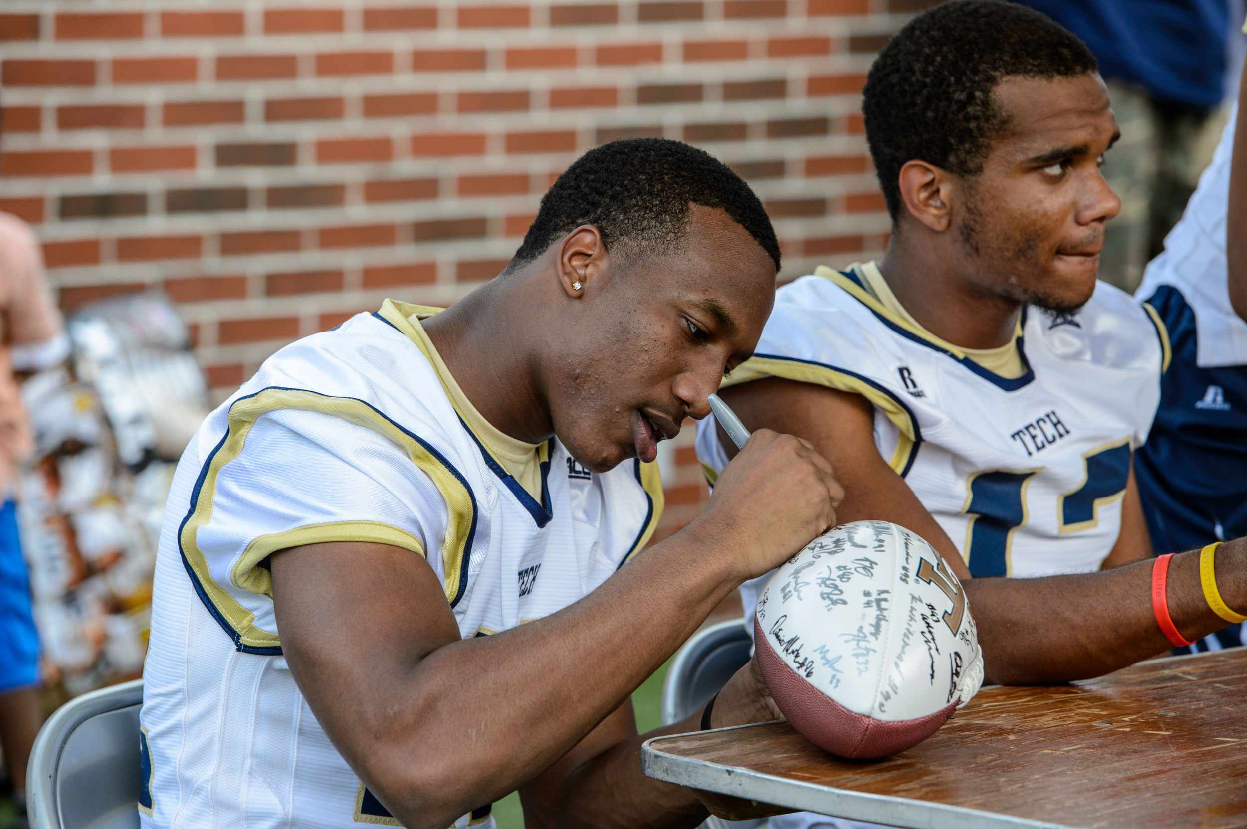 Demond Smith (12)