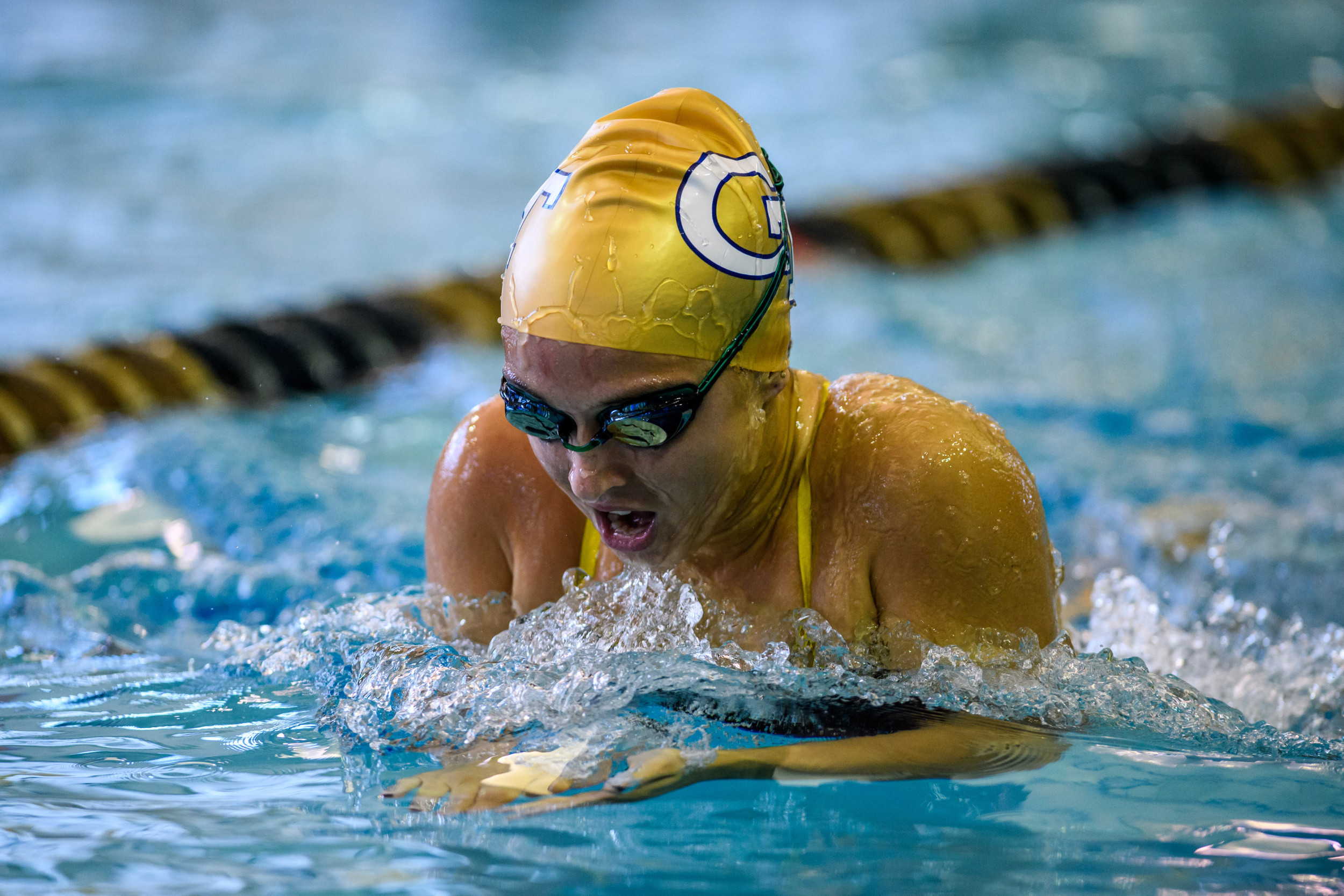 Yellow Jackets cruise past the Eagles, 156-98