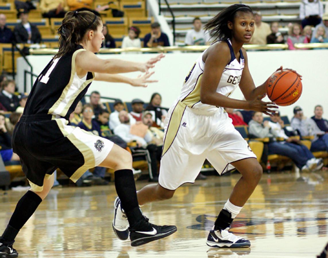 LaQuananisha Adams