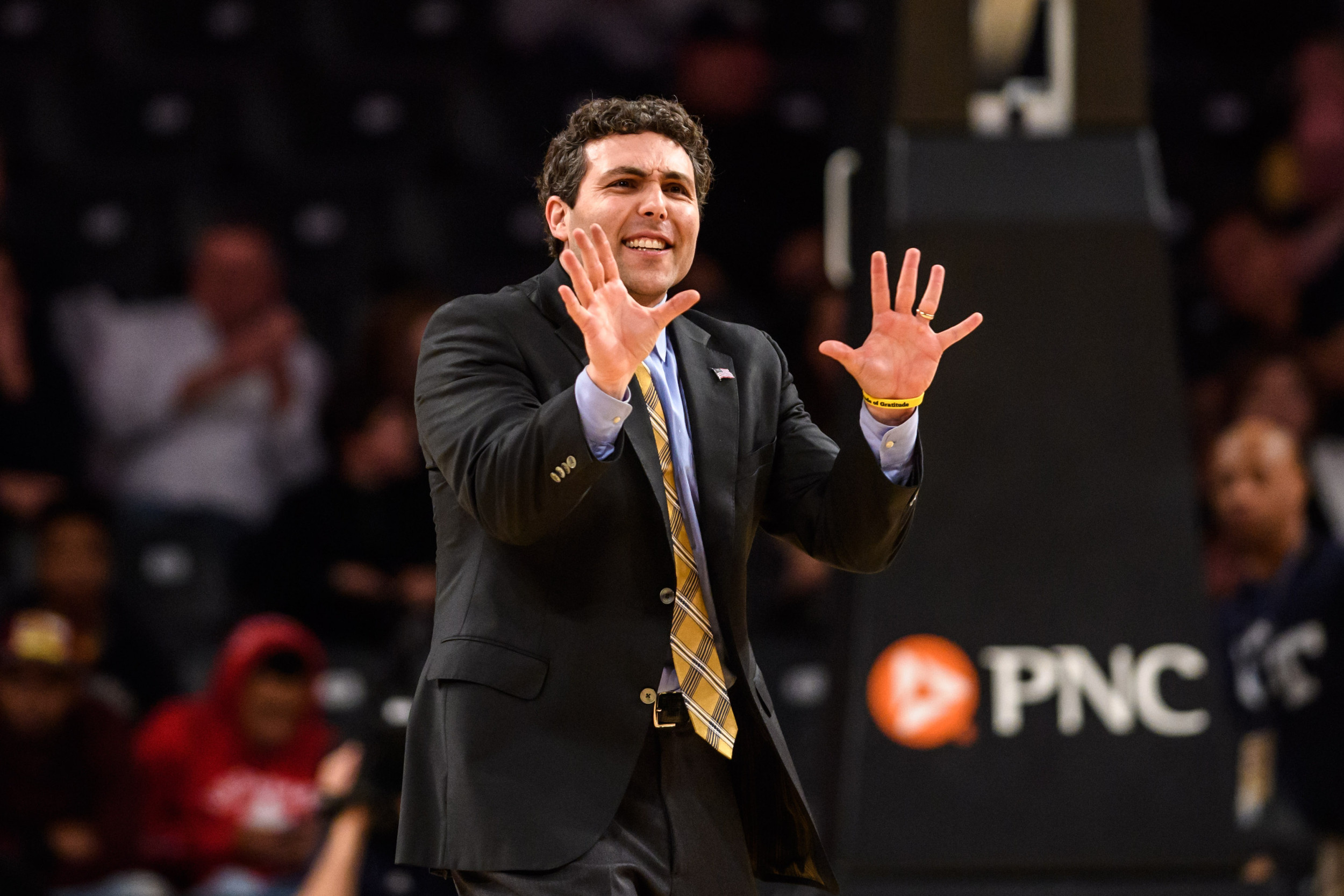 Coach Josh Pastner