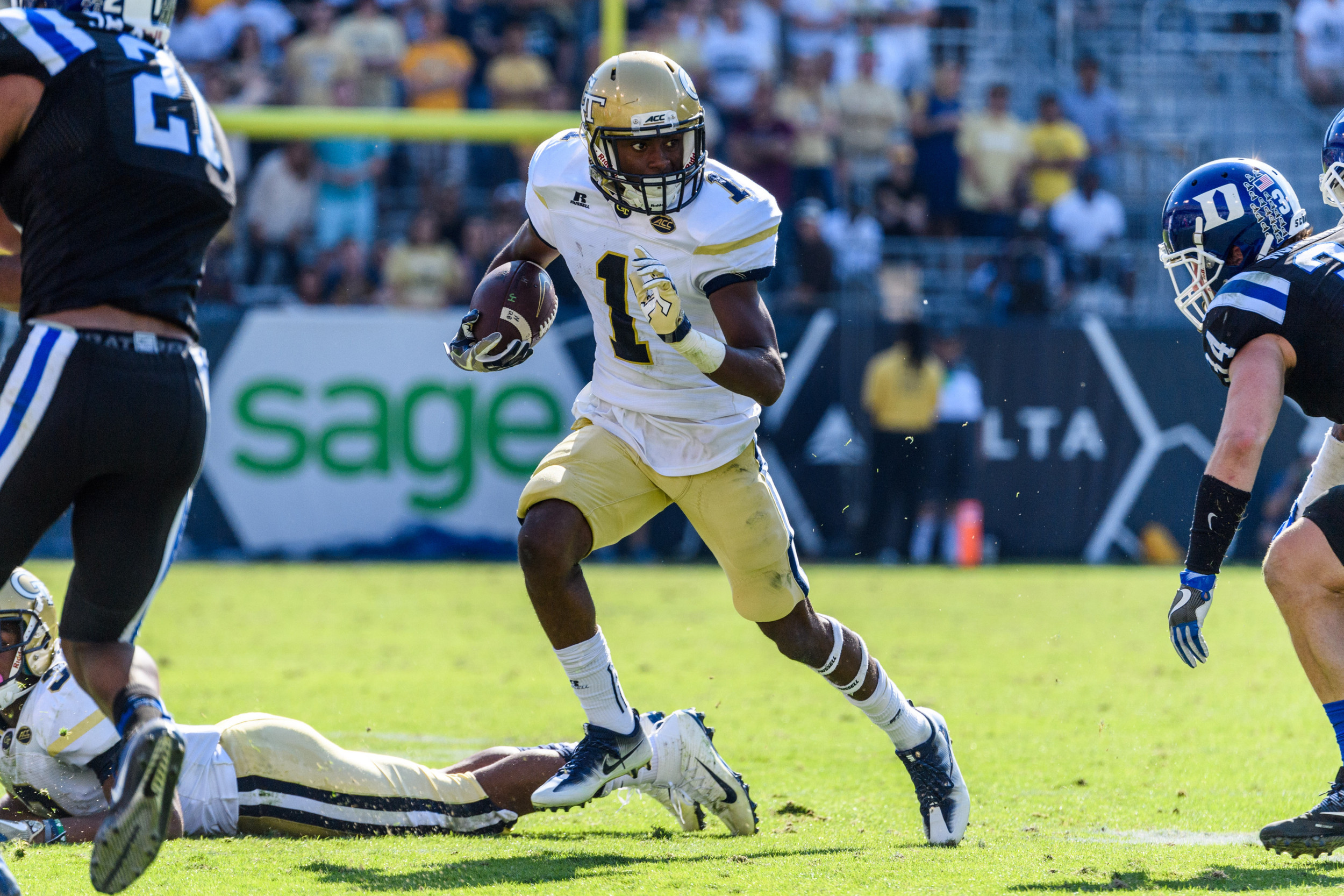 Qua Searcy (1)