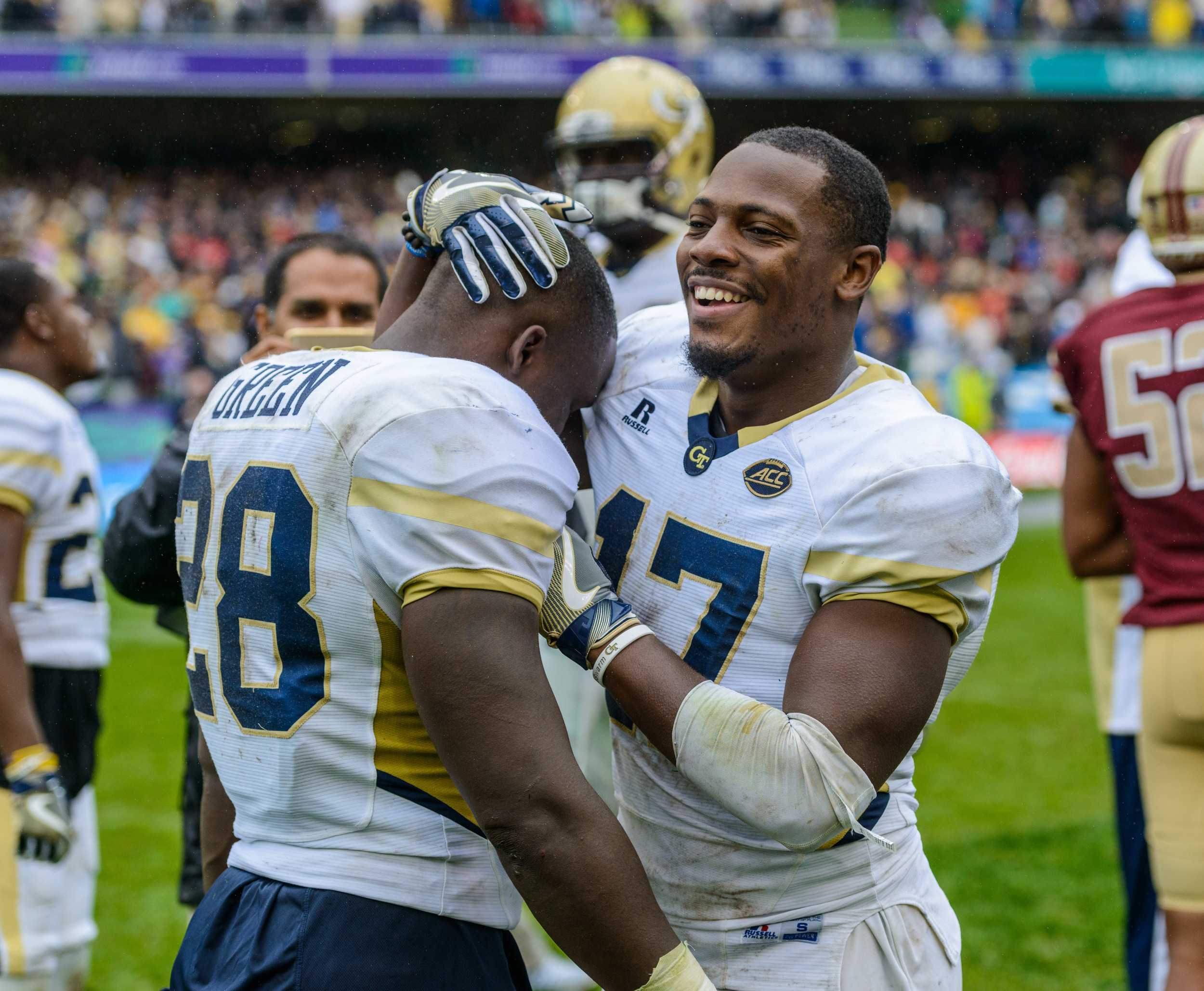 Lance Austin (17), J.J. Green (28)