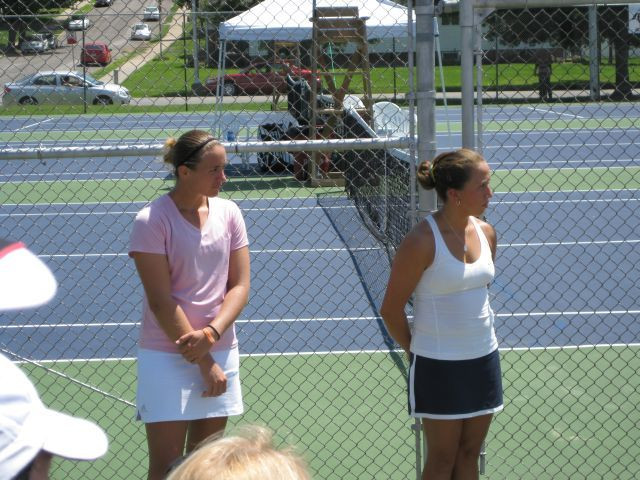 Irina Falconi wins singles title in Missouri