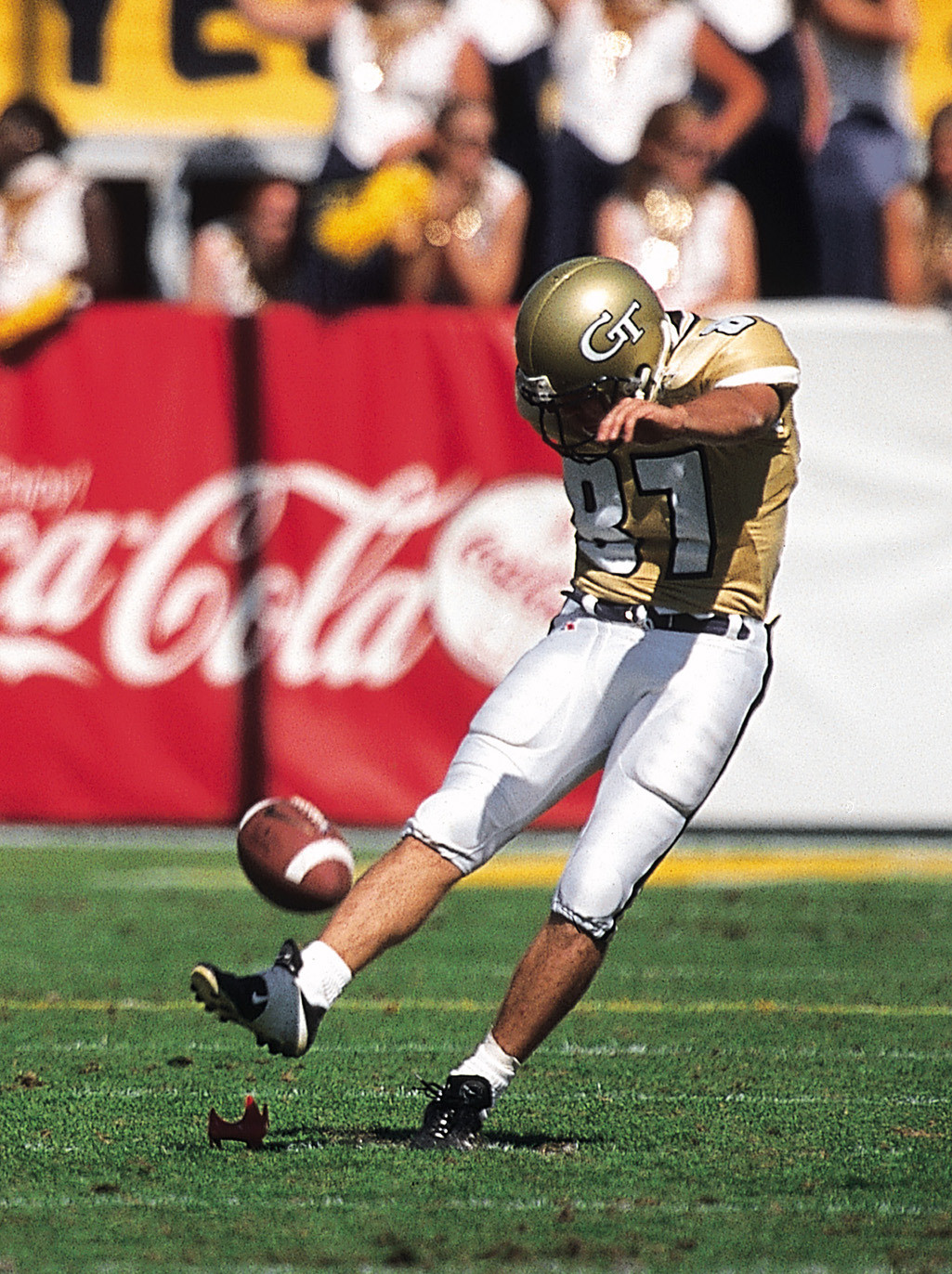 Luke Manget - football