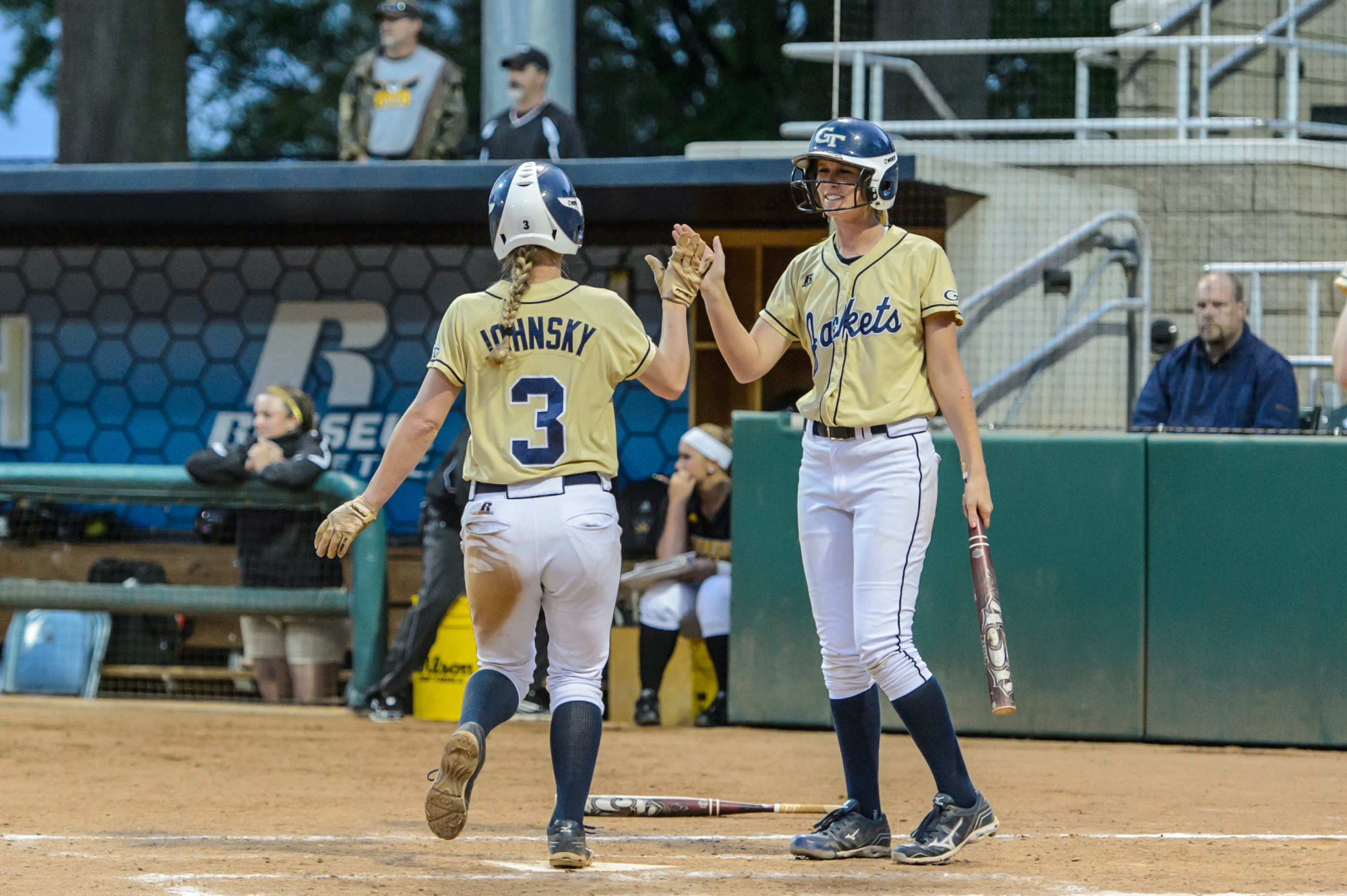 Karly Fullem (22), Katie Johnsky (3)