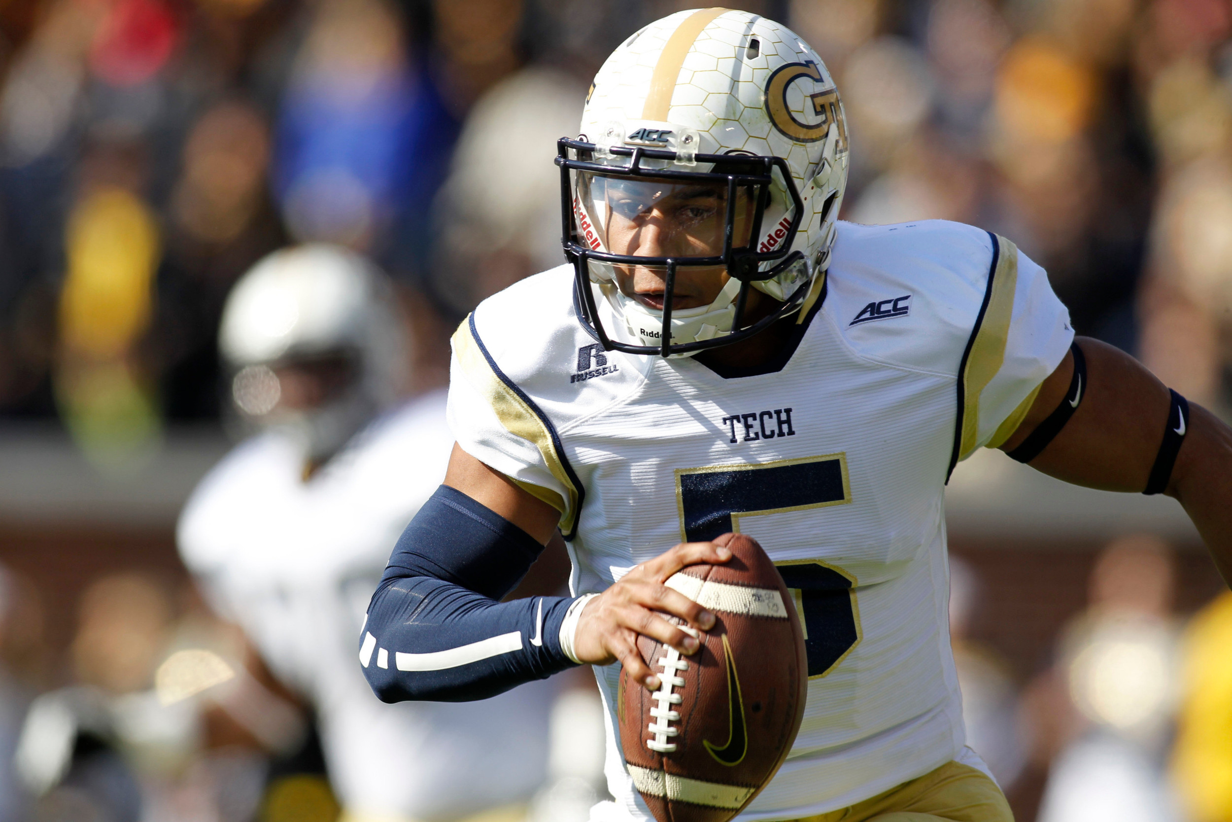 Jackets quarterback Justin Thomas (5) (Brett Davis-USA TODAY Sports)