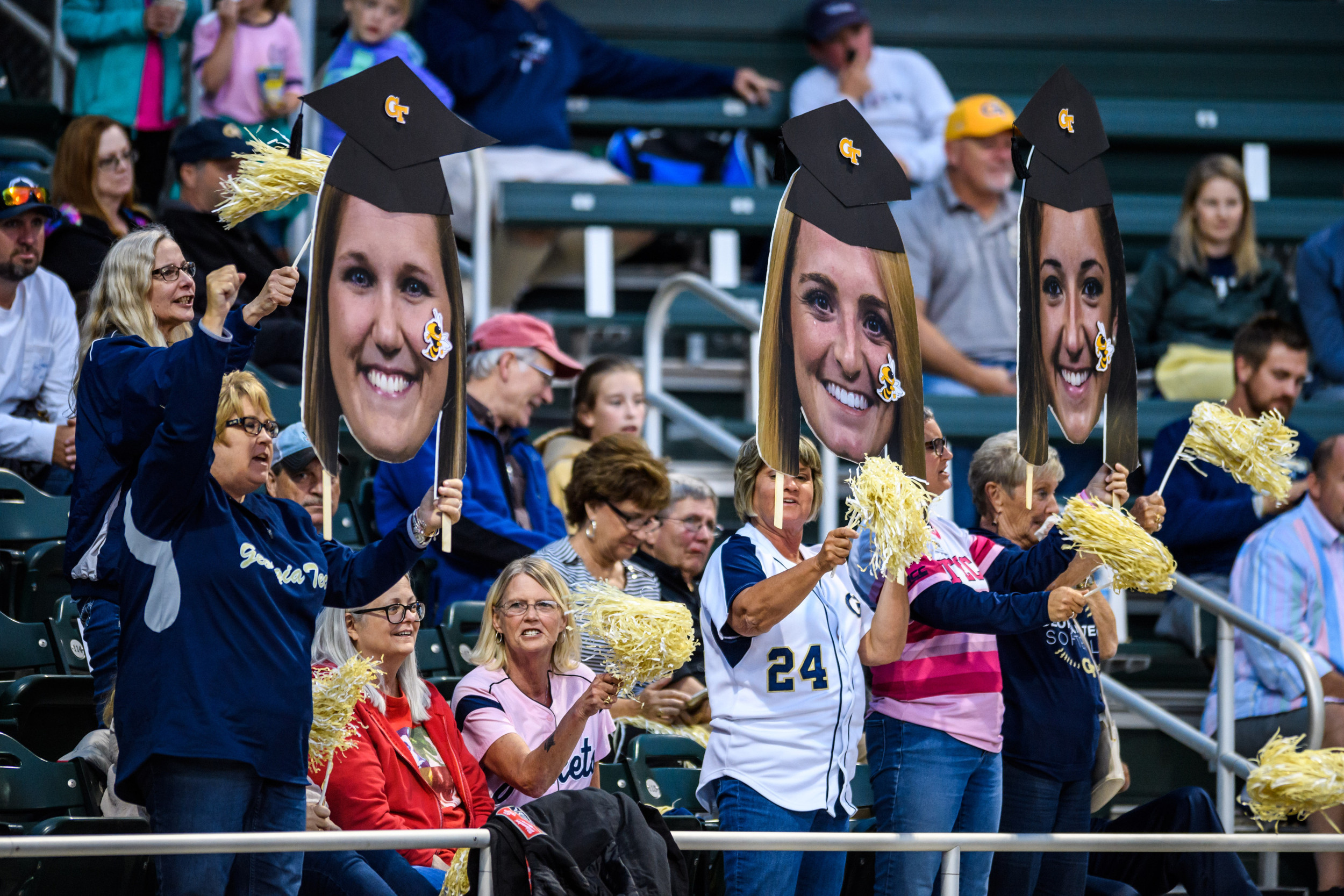 The Pom Pom Moms