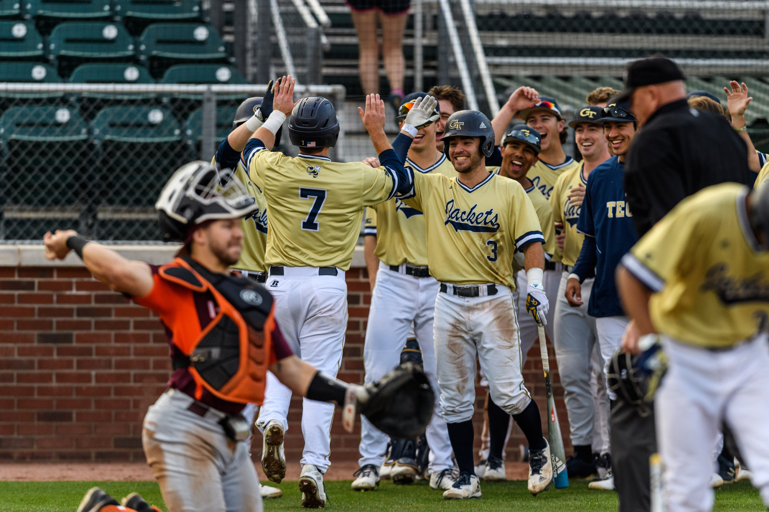 Wade Bailey (3), Luke Waddell (7)