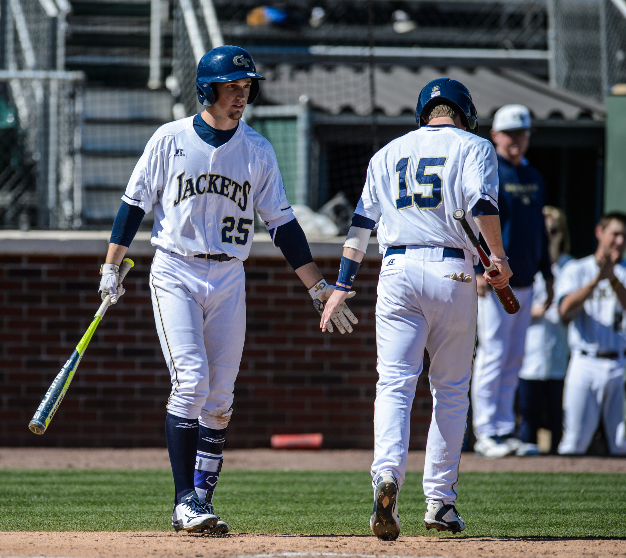 Kel Johnson (25), Connor Justus (15)