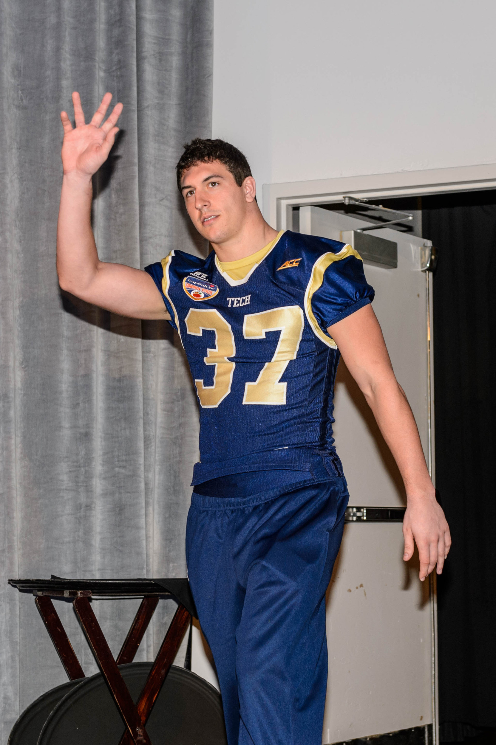 Zach Laskey (37)