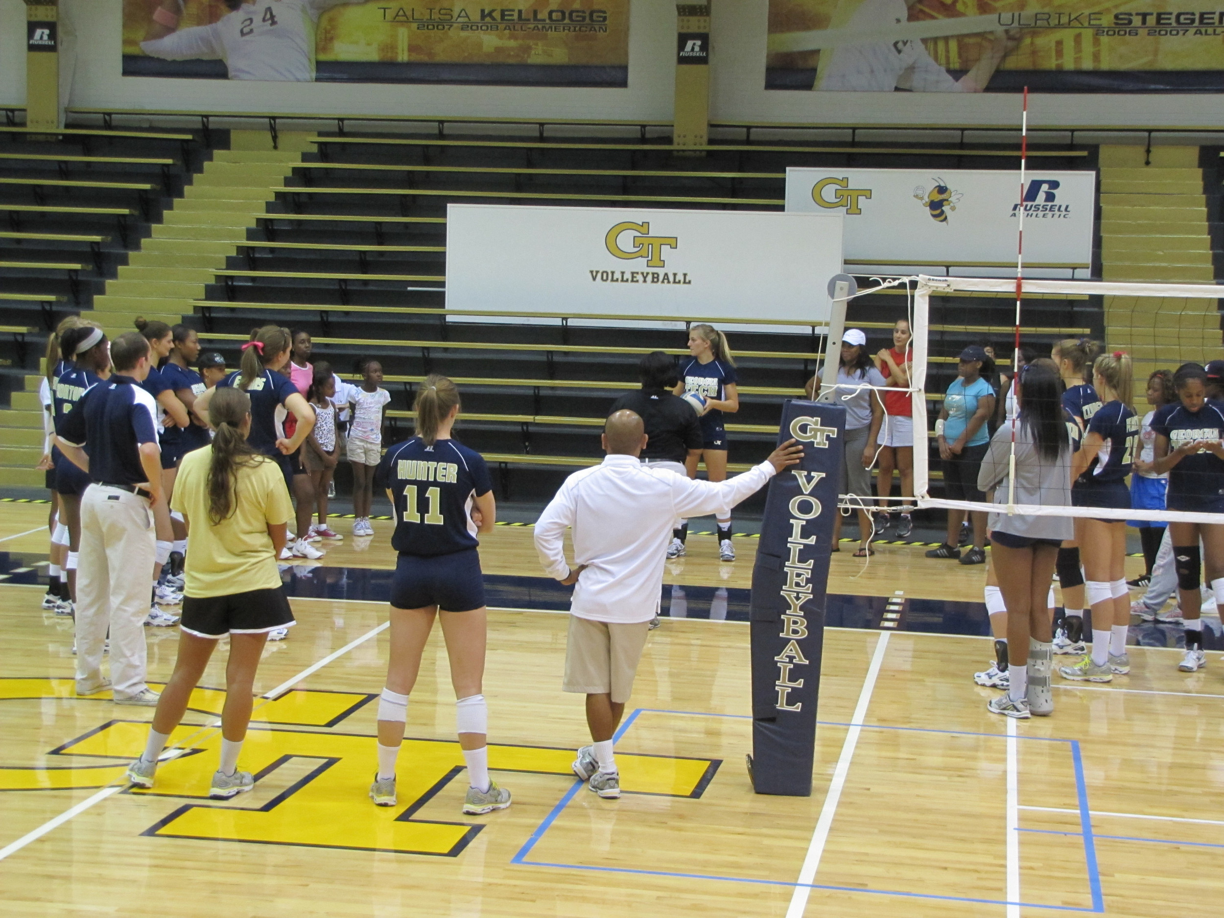 2011 Gold/White Scrimmage and Big Sisters Clinic