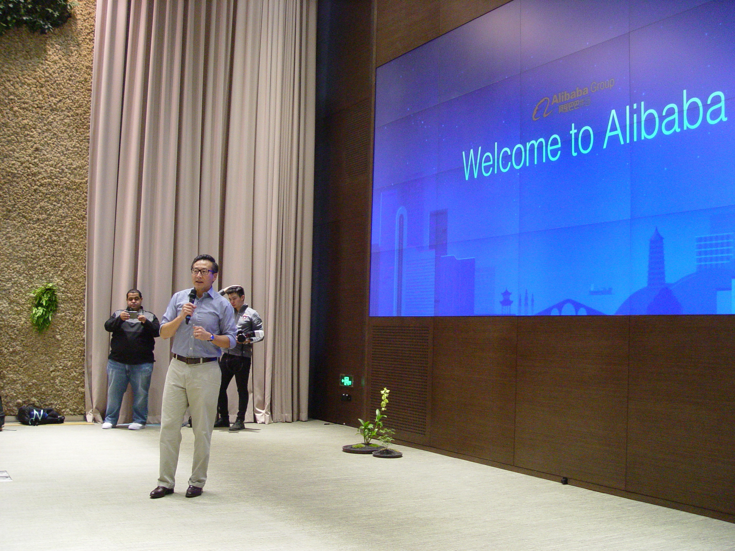 Alibaba vice-president Joe Tsai giving his presnetation on Alibaba for Georgia Tech and UCLA teams, Georgia Tech in China, Alibaba visit, November 6, 2017