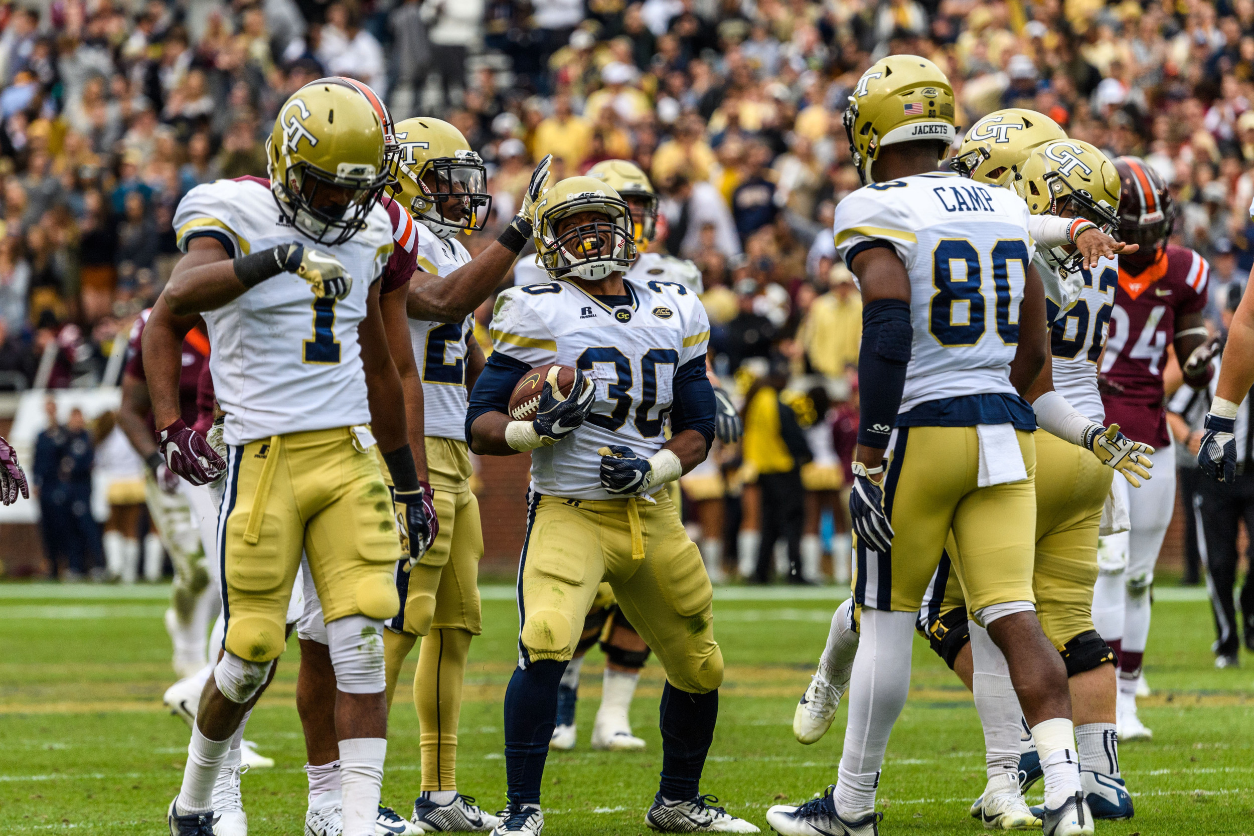 KirVonte Benson (30), Clinton Lynch (22)