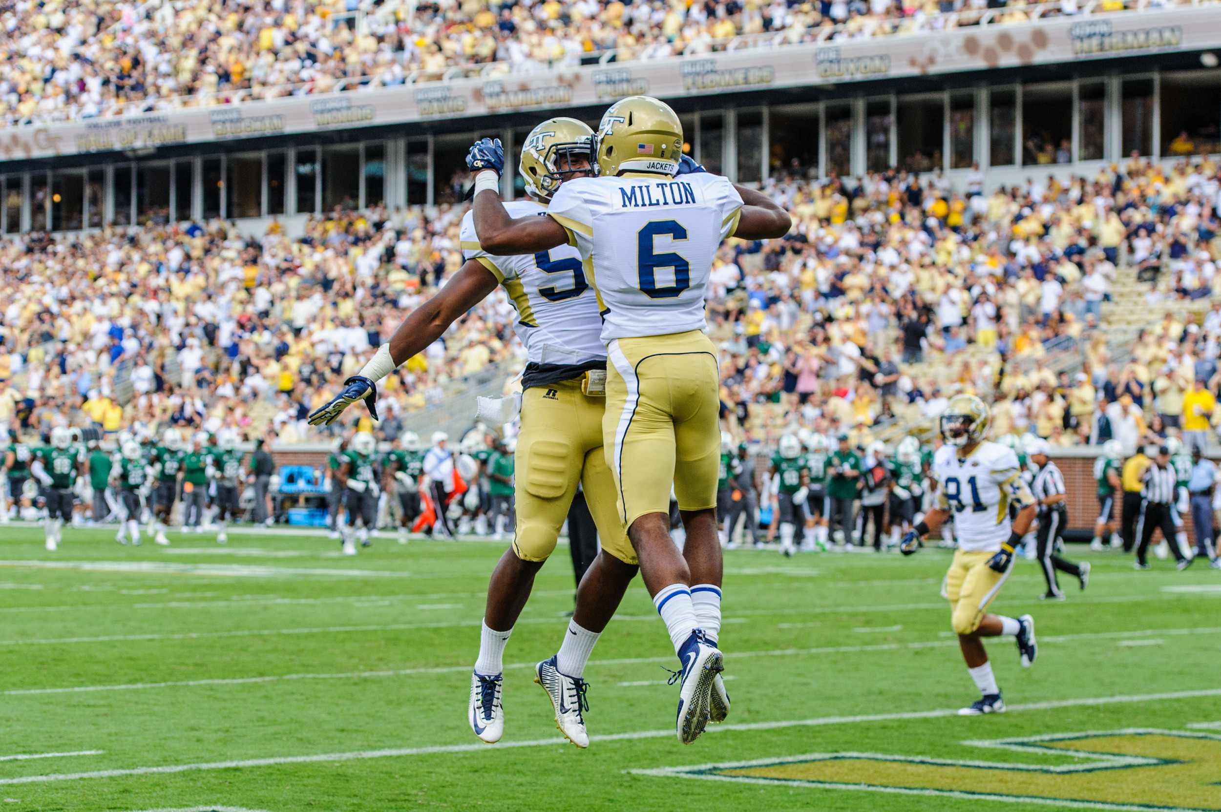 Terrell Lewis (52), Chris Milton (6)