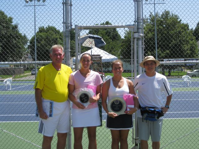 Irina Falconi wins singles title in Missouri