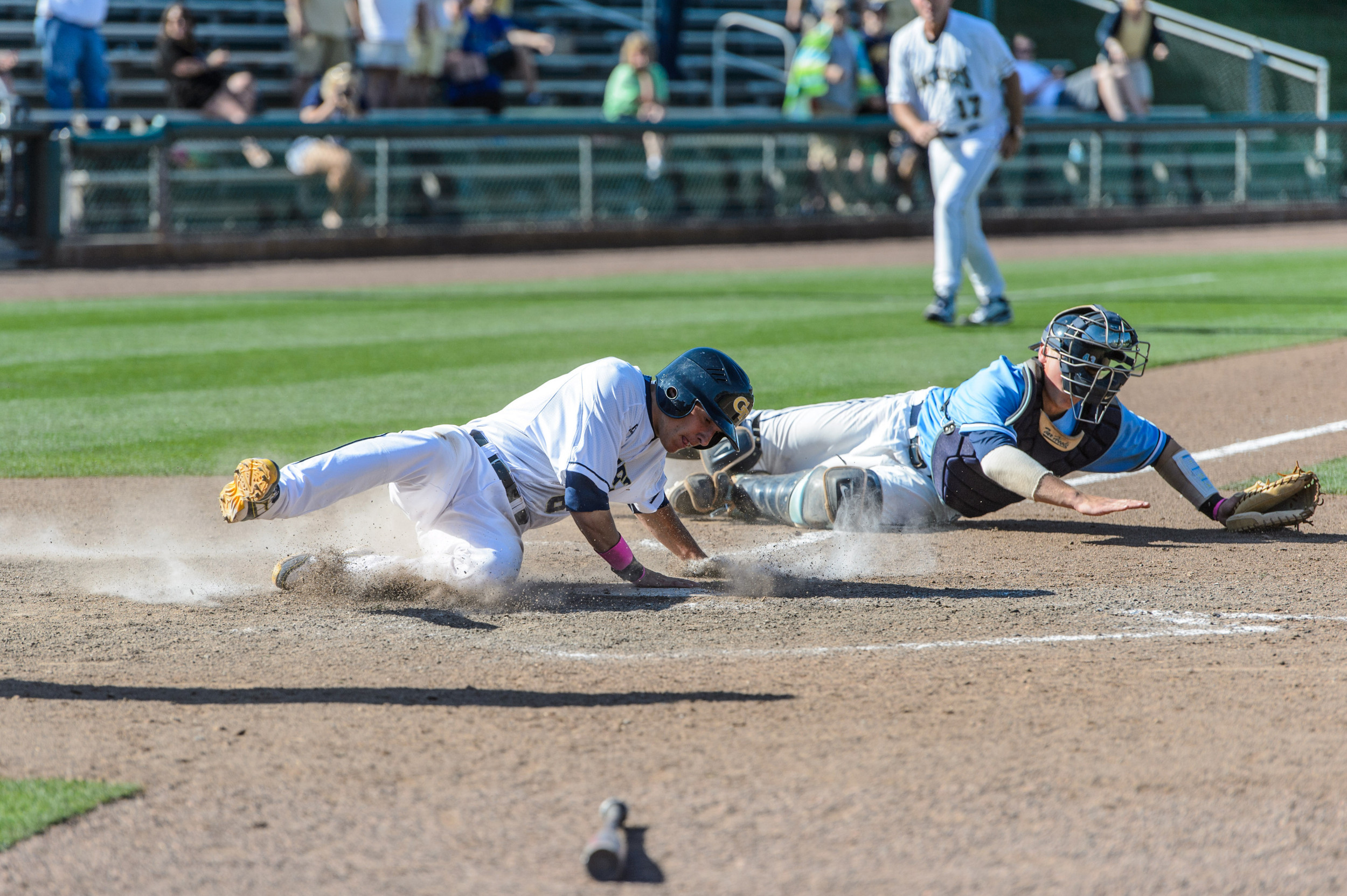Kyle Wren - scores game-winning run in the 11th