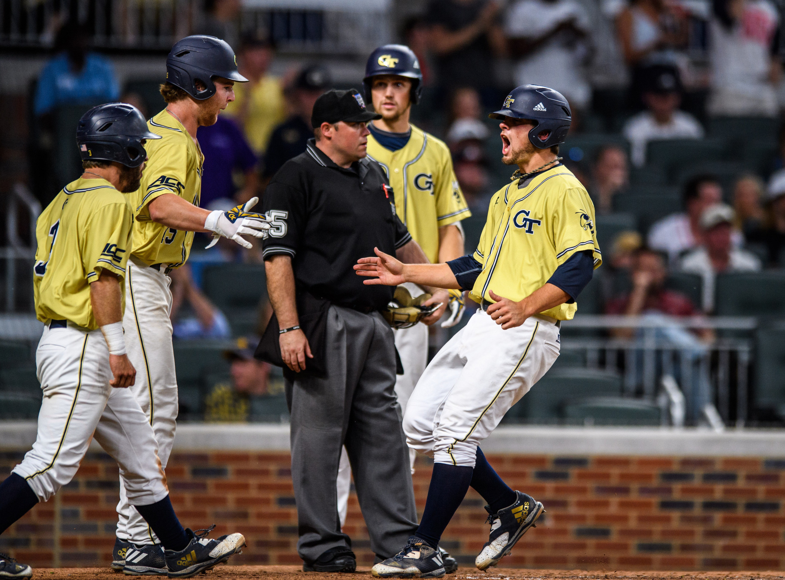 Wade Bailey (3), Trevor Craport (22), Kyle McCann (15)