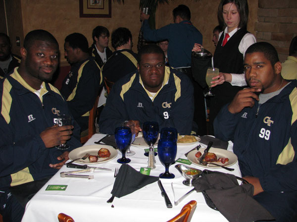 Yellow Jackets eat dinner at Fire of Brazil.
