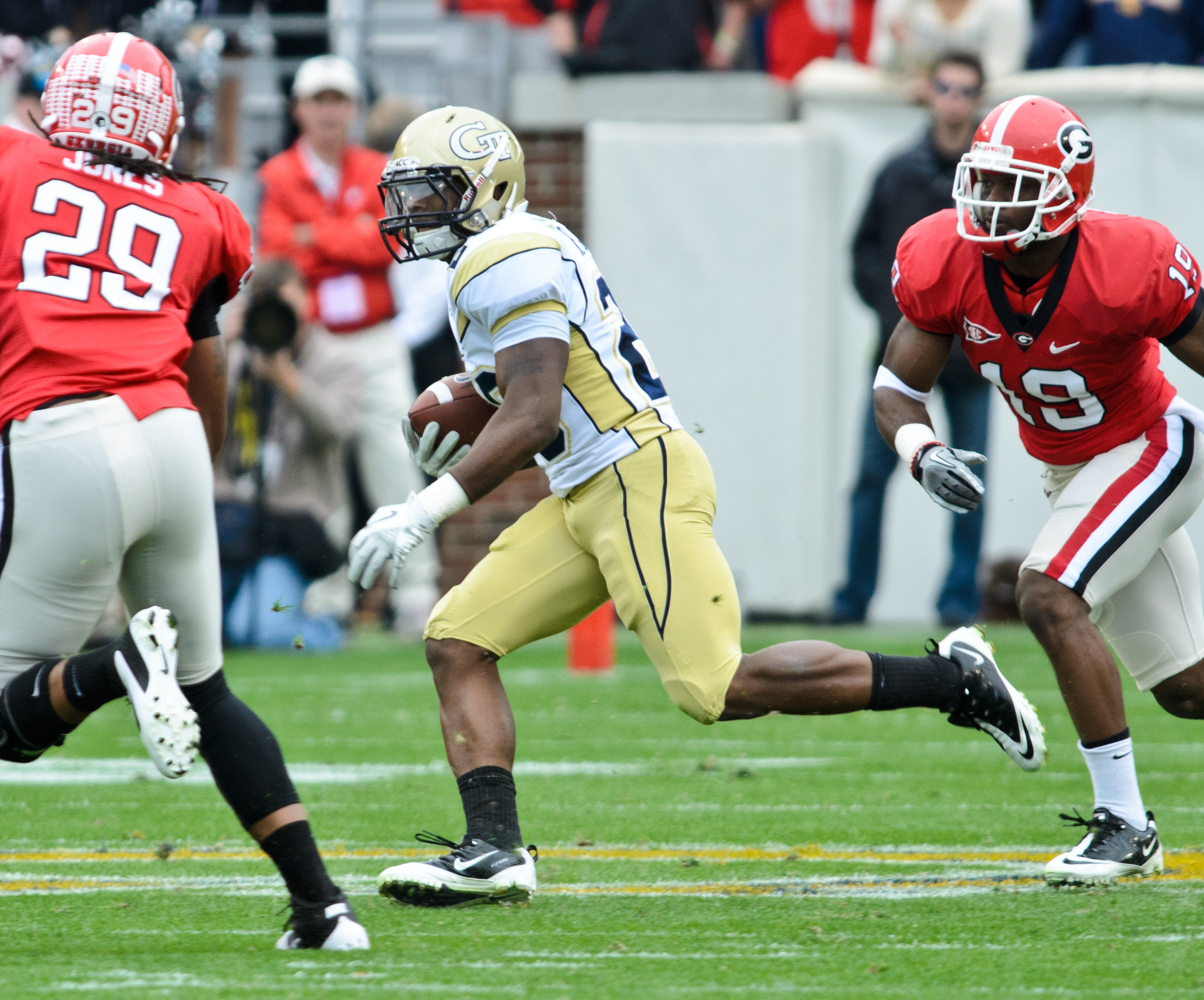 Roddy Jones (20)