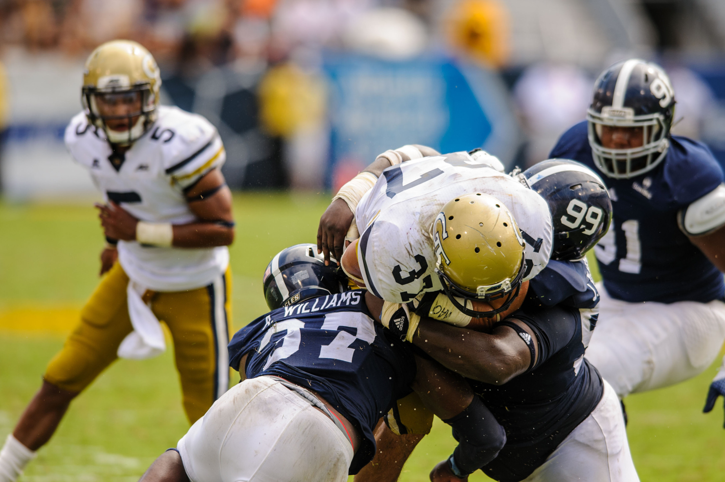 Zach Laskey (37)