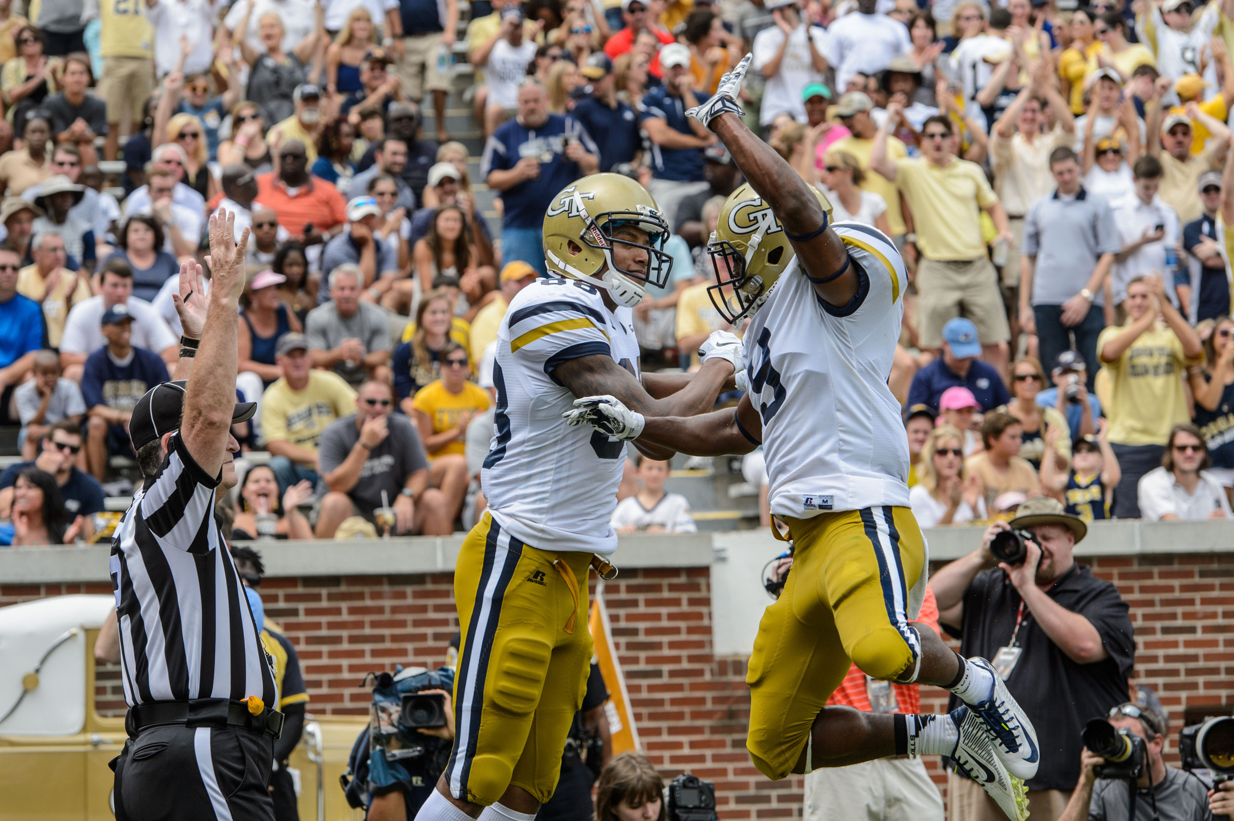 Darren Waller (88), Tony Zenon (9)