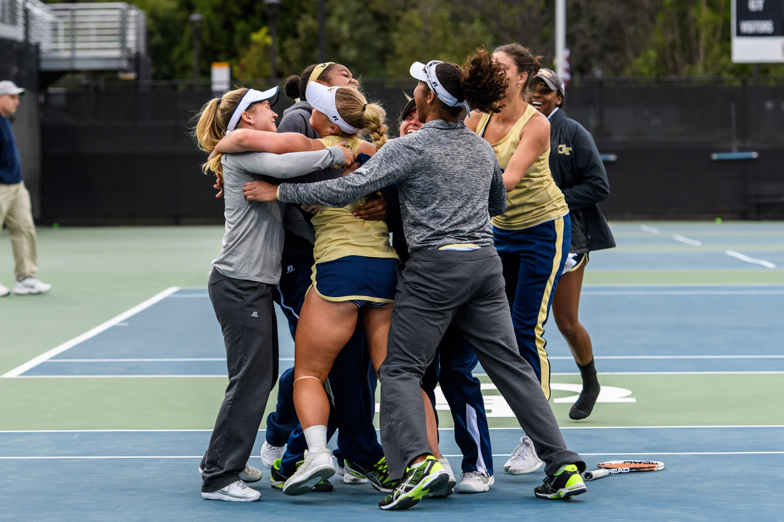 The Jackets win!