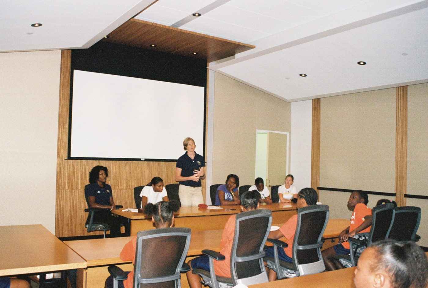 Courtney Hart 2000 Olympian Speaking to GoGirlGo!