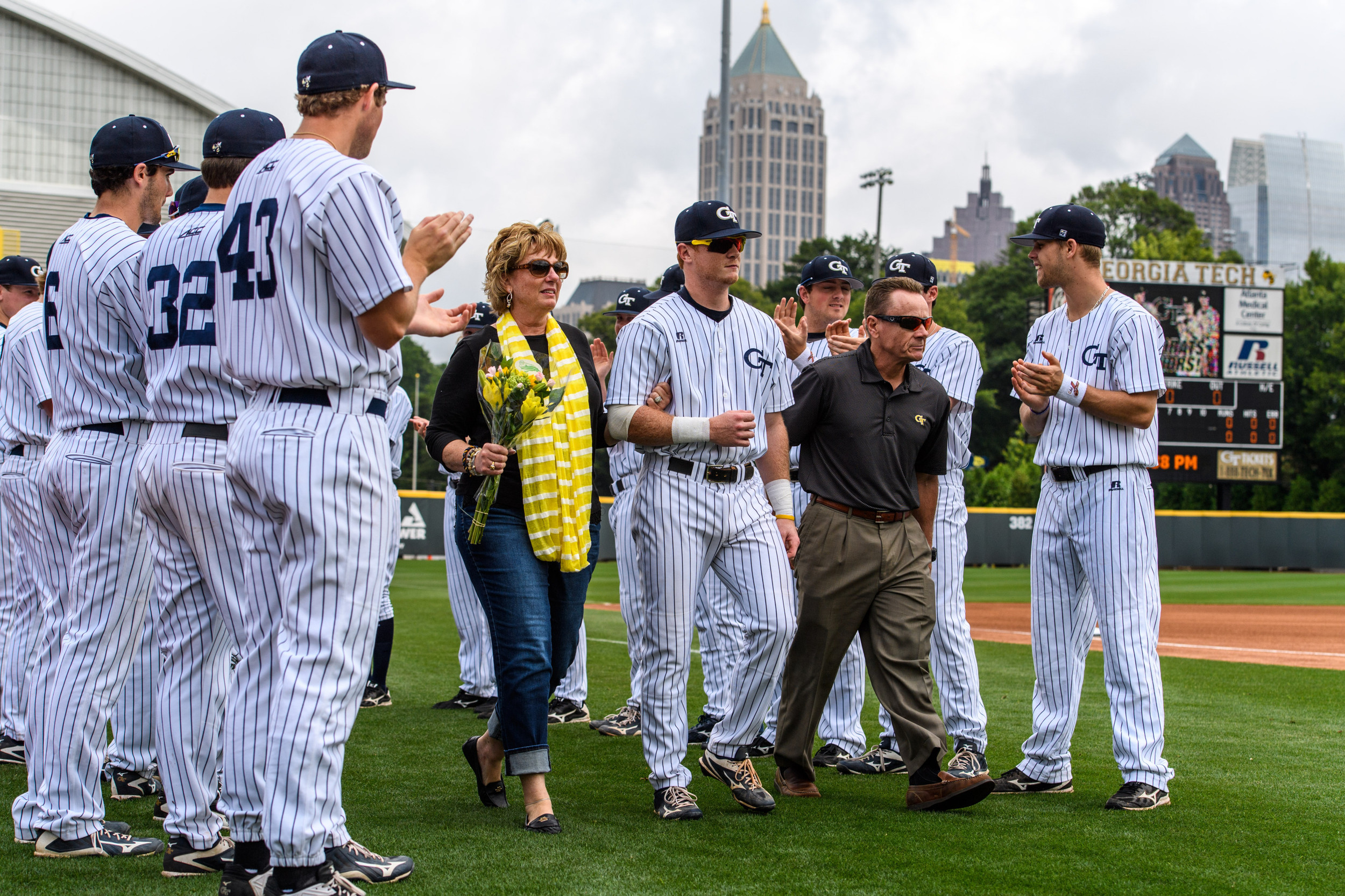 Matt Gonzalez (14) and family