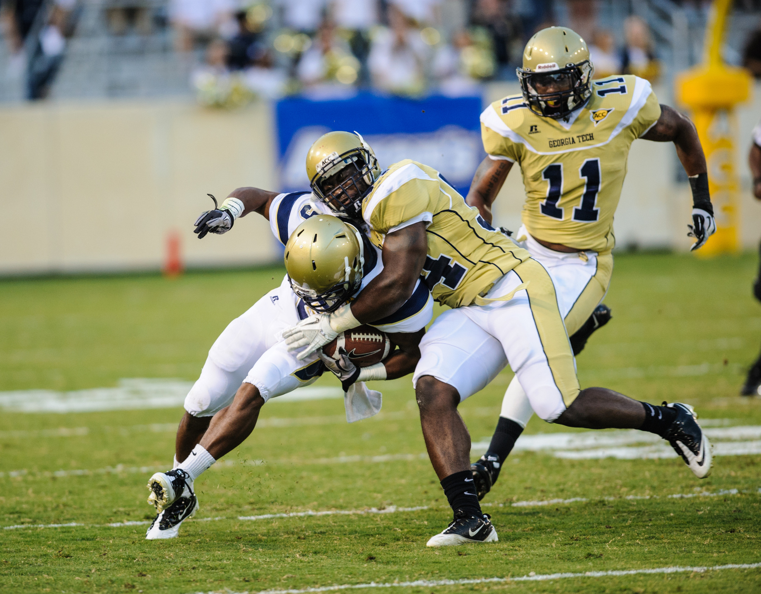 Quayshawn Nealy (54), Tony Zenon (9)