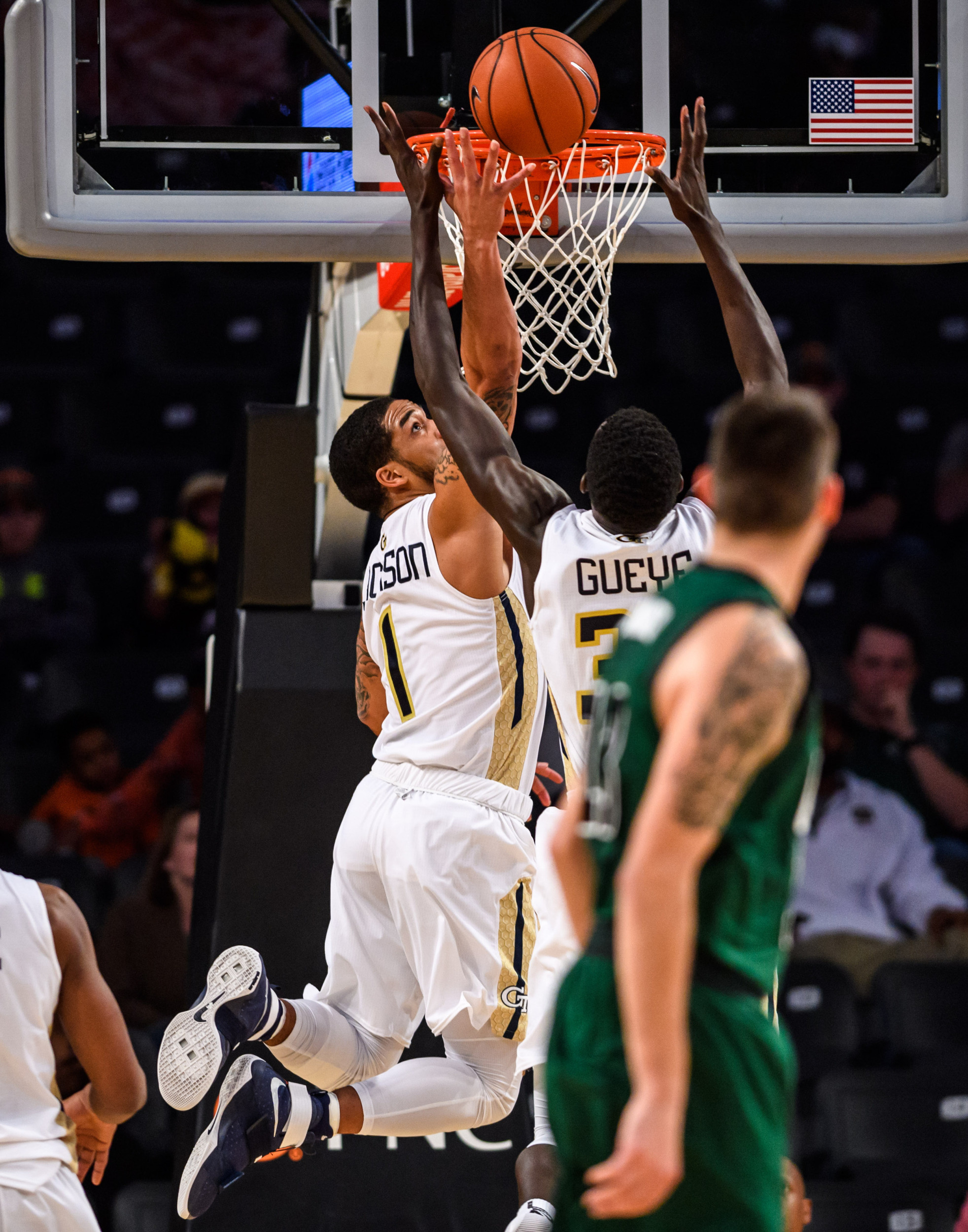 Abdoulaye Gueye (34), Tadric Jackson (1)