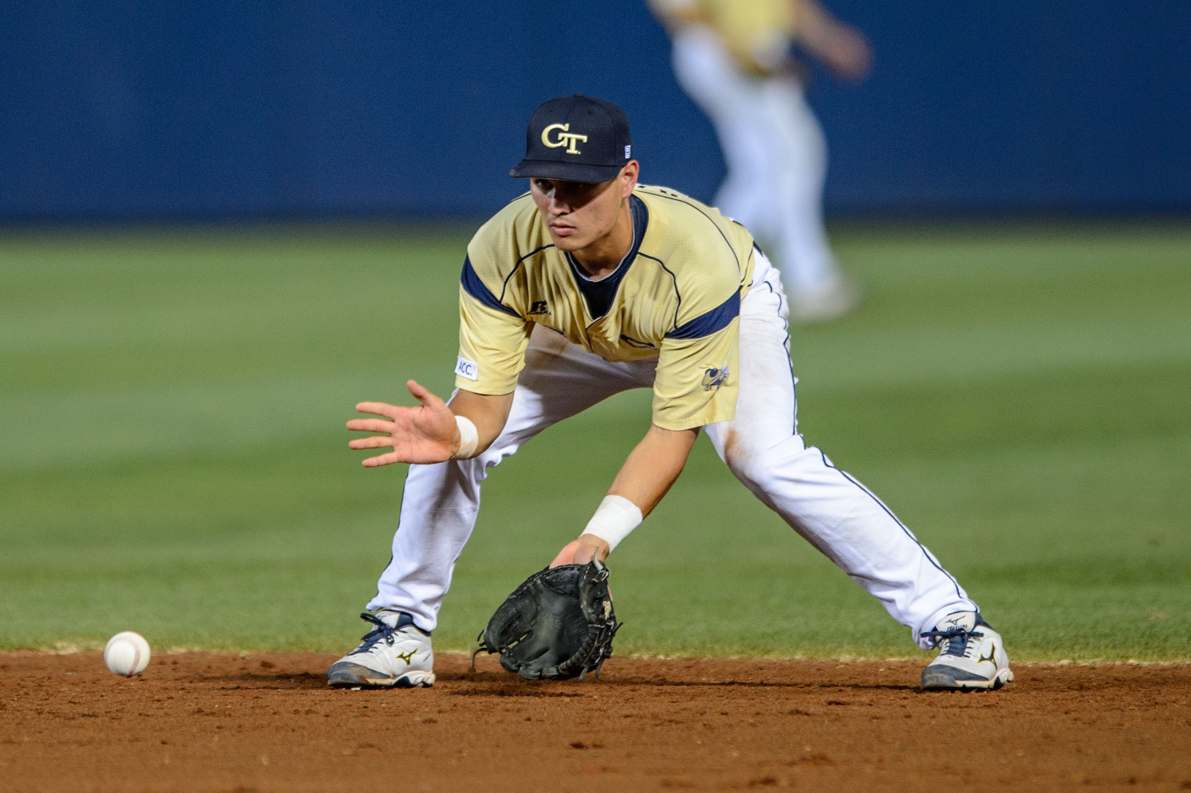 Mott Hyde (3)