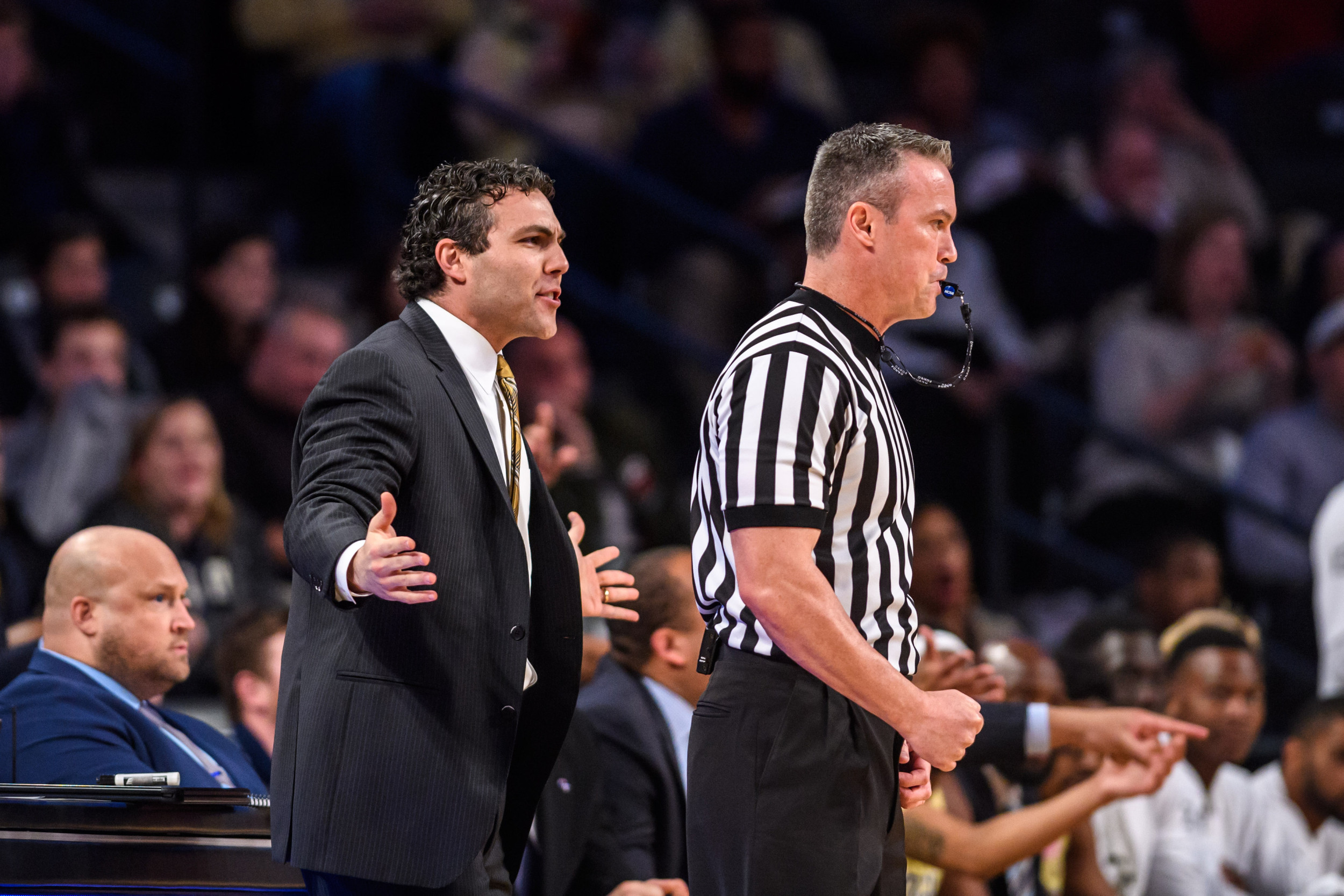 Coach Josh Pastner