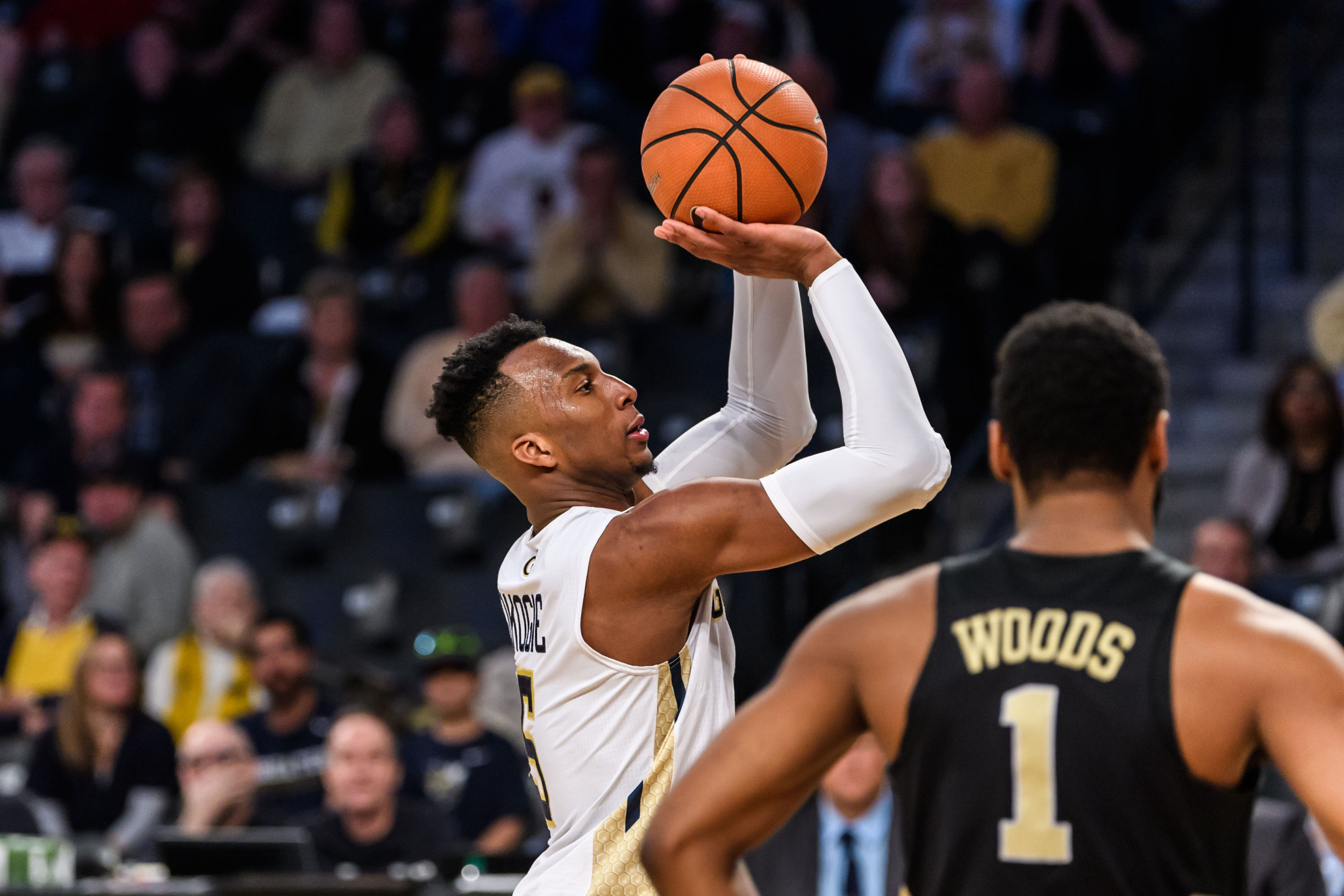 Josh Okogie (5)