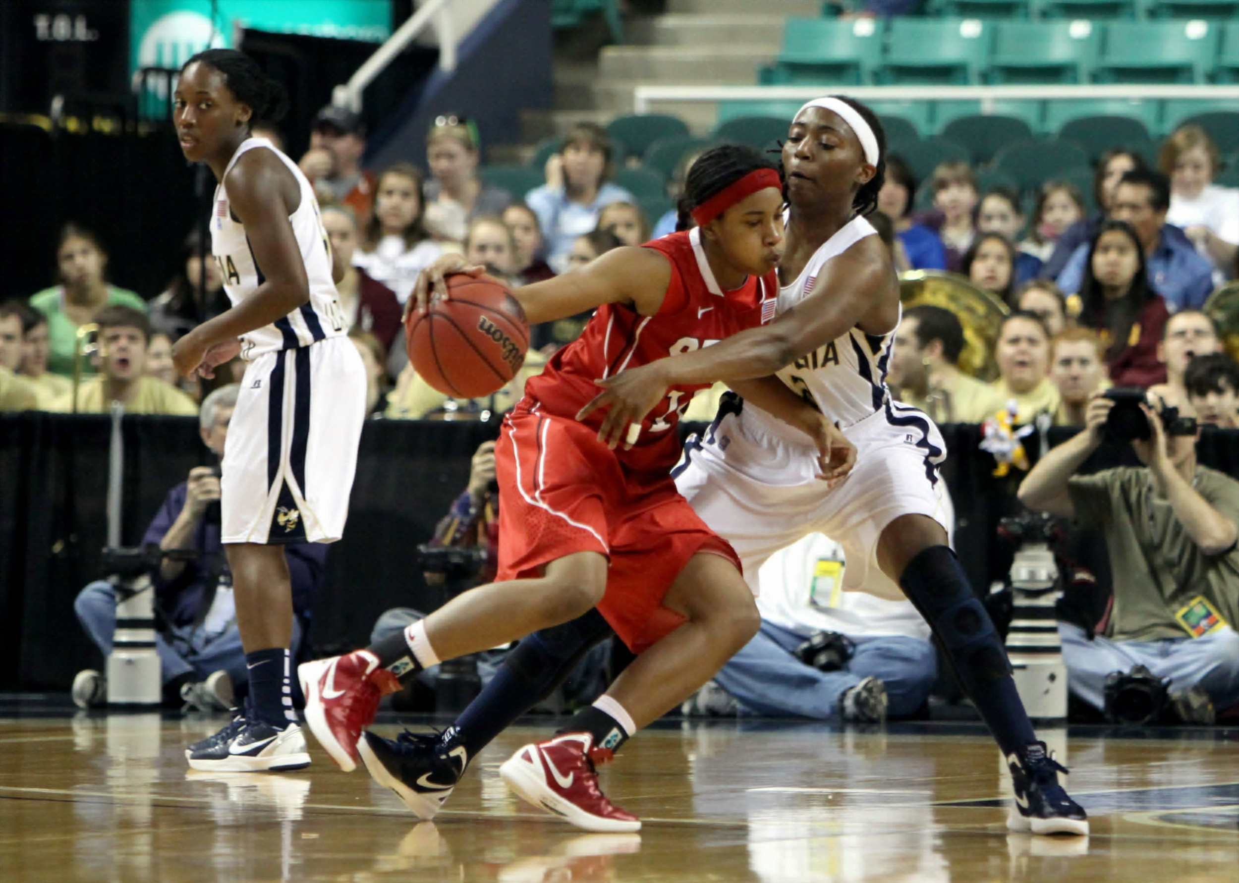 Mo Bennett plays defense against NC State in the ACC Tournament semifinals.