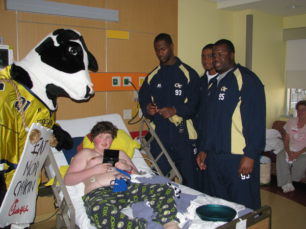 Yellow Jackets visit children at Egleston Hospital.