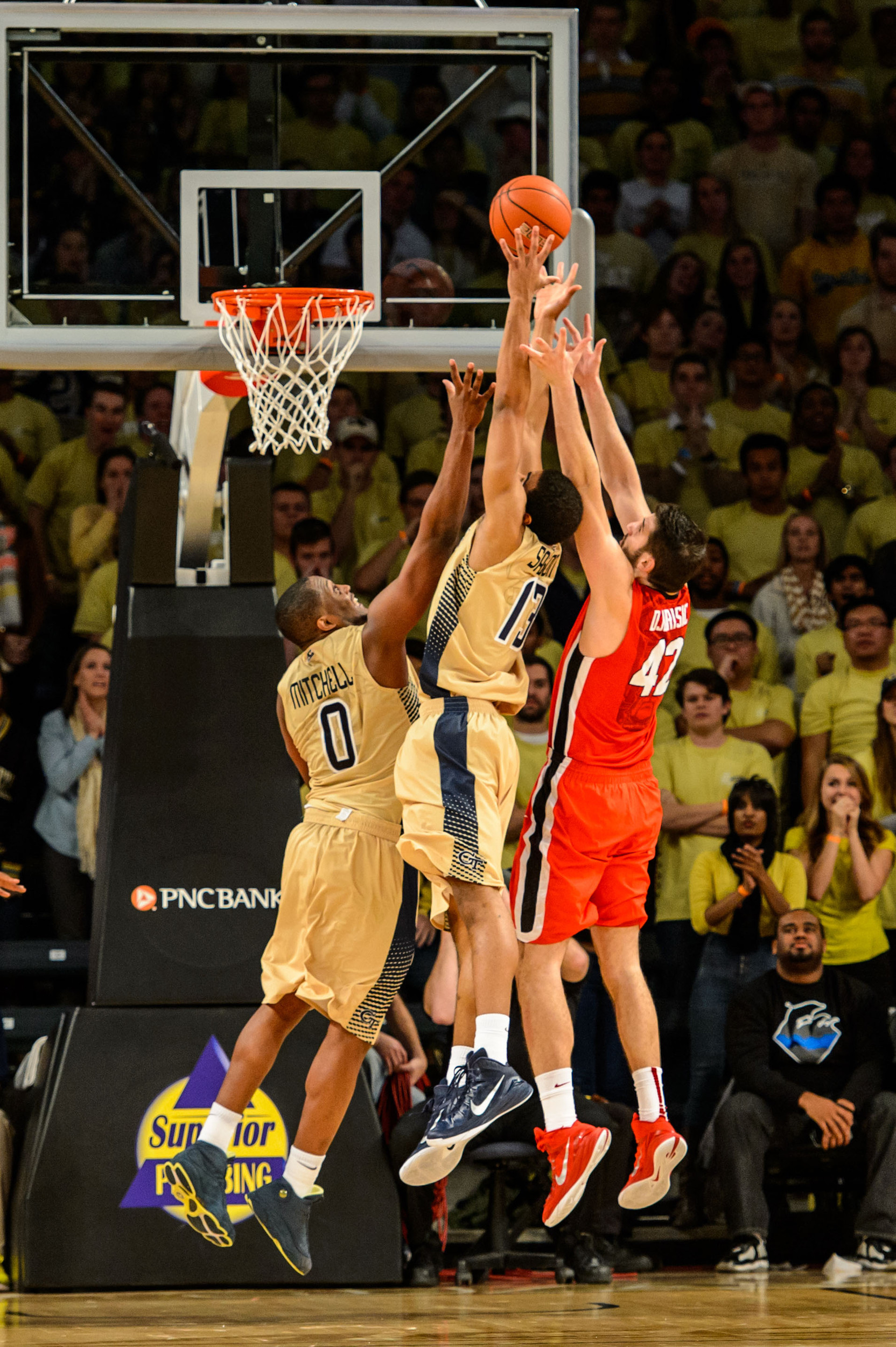 Charles Mitchell (0), Robert Sampson (13)