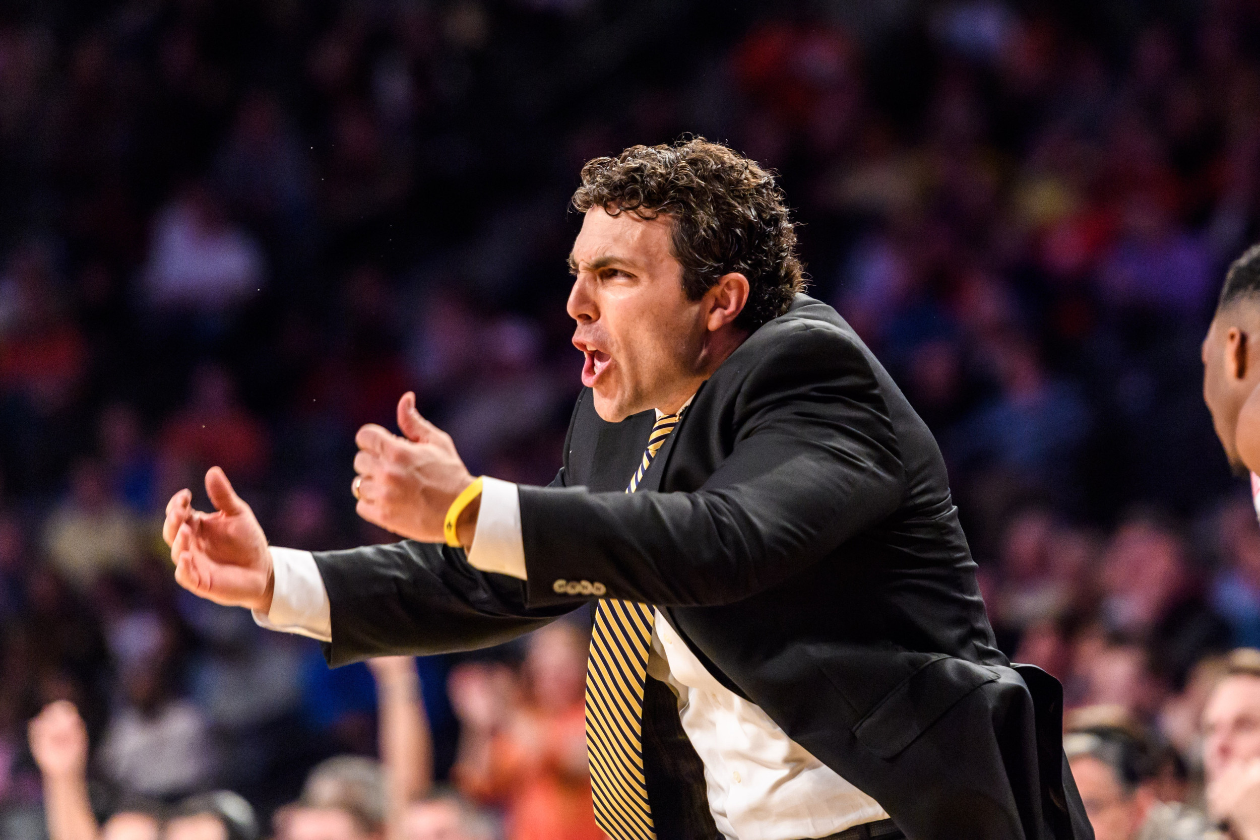 Coach Josh Pastner