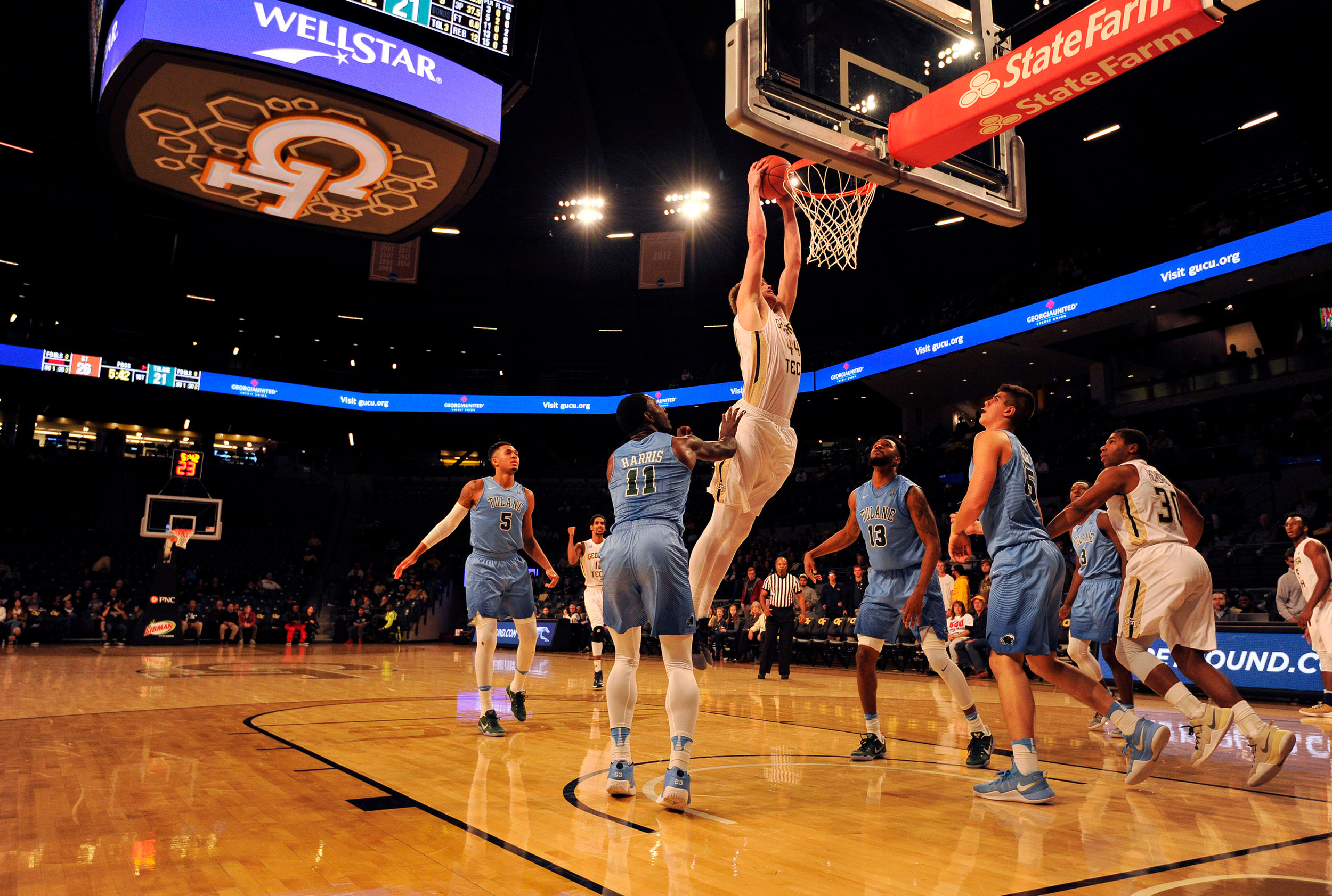 Nov 26, 2016; Atlanta, GA, USA; Georgia Tech center Ben Lammers (44): Adam Hagy-USA TODAY Sports