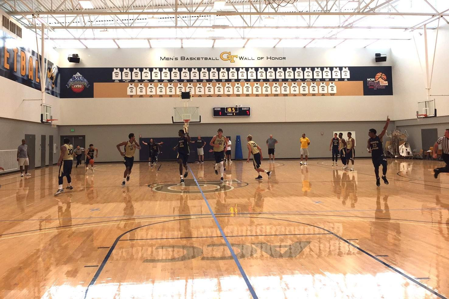 First pre-season practice for the 2016-17 season, Zelnak Center, October 3, 2016