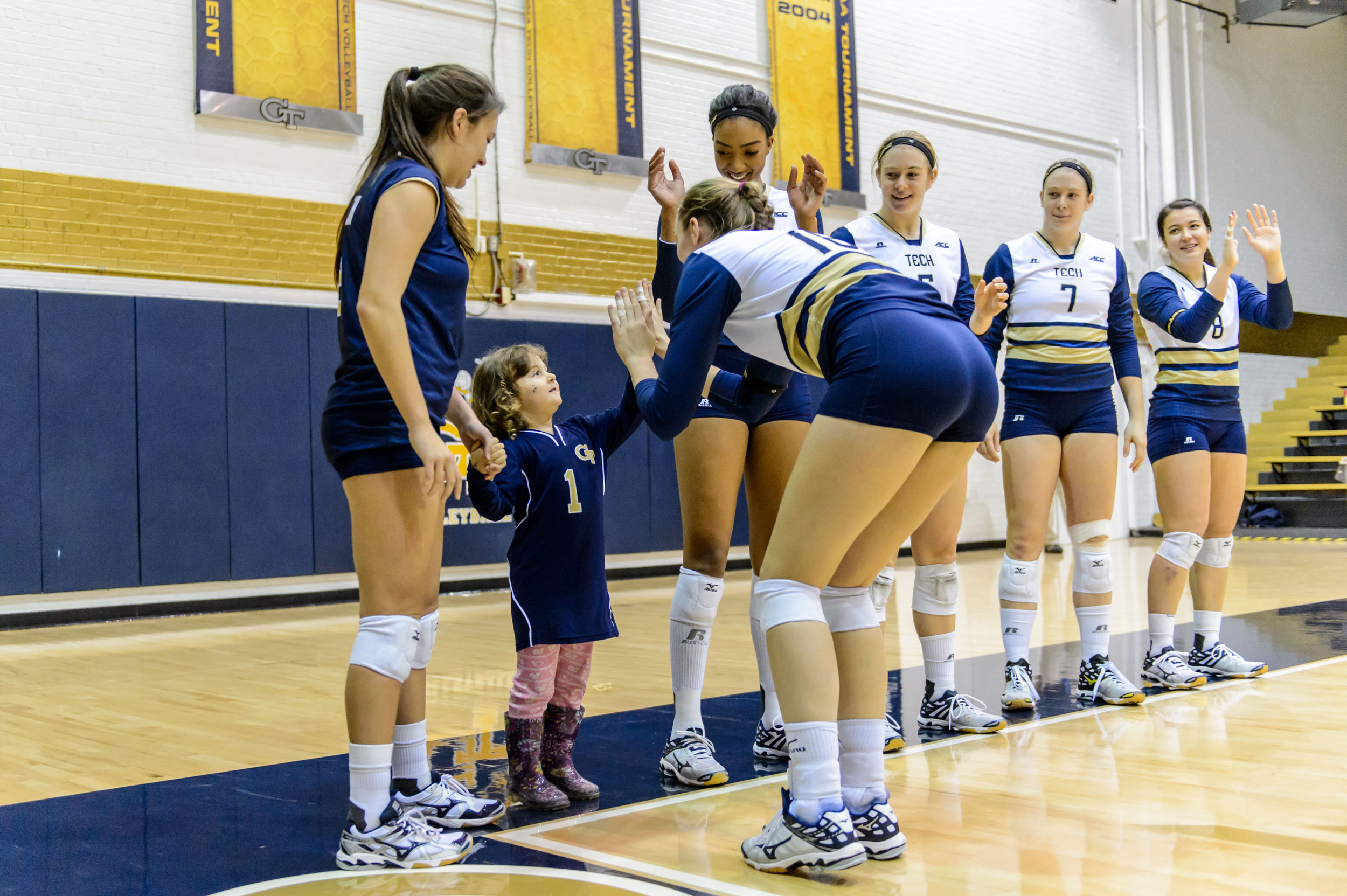The Yellow Jackets recognized the Friends of Jaclyn foundation, and honored the late Bianka Kucelin and her family.