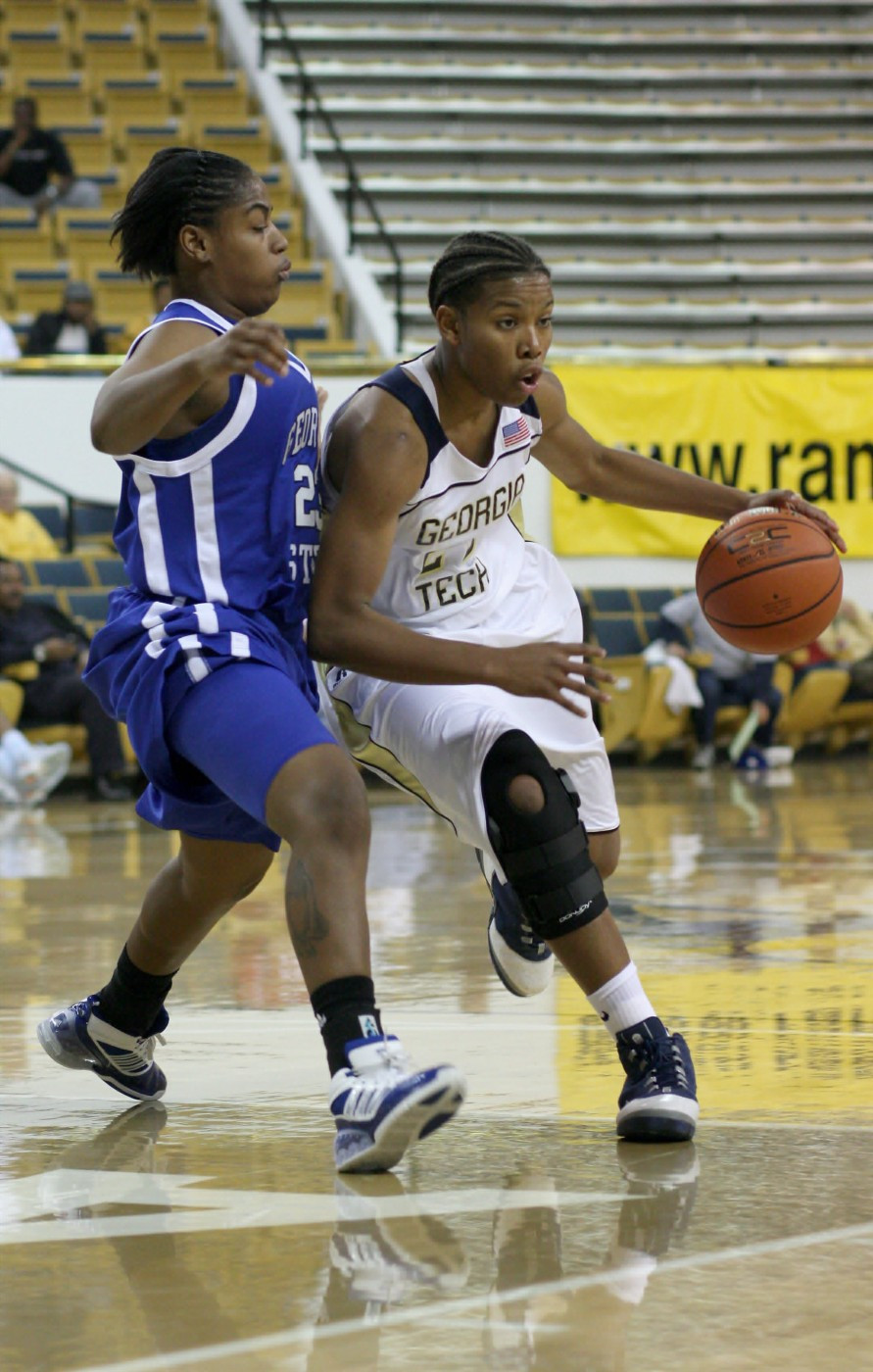 Deja Foster