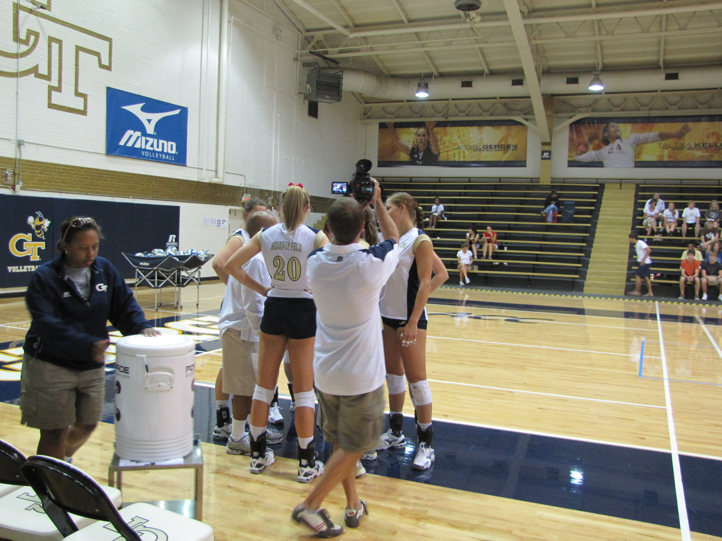 2011 Gold/White Scrimmage and Big Sisters Clinic