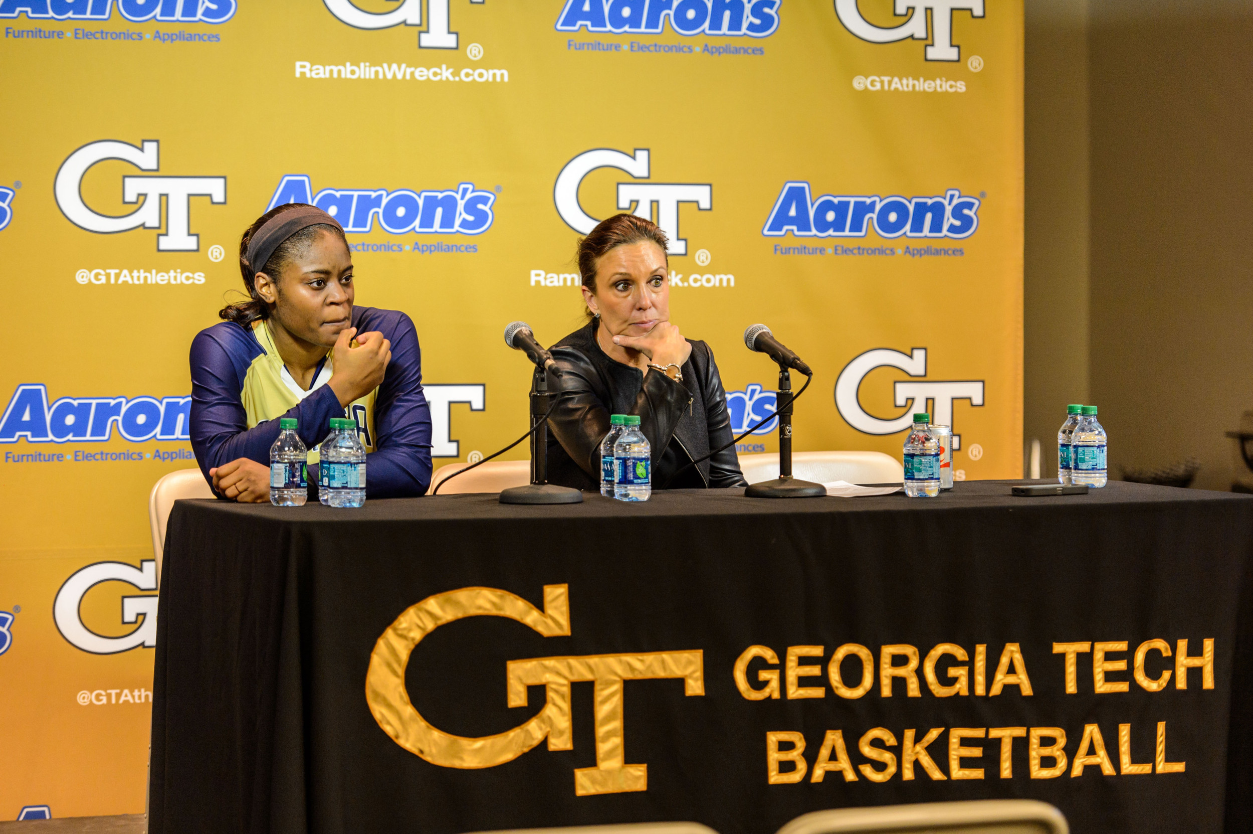 Kaela Davis (3), Coach MaChelle Joseph