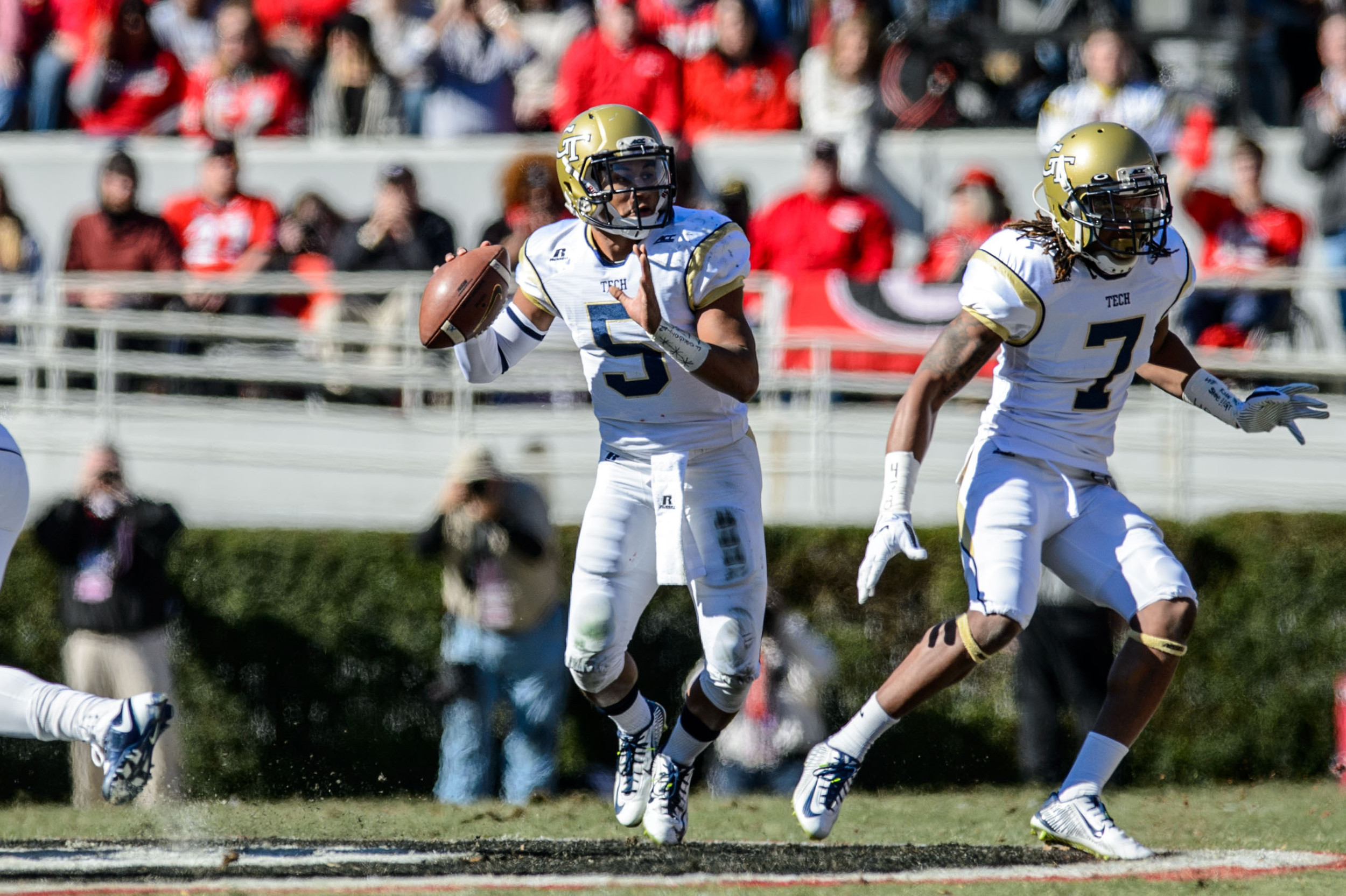 B.J. Bostic (7), Justin Thomas (5)
